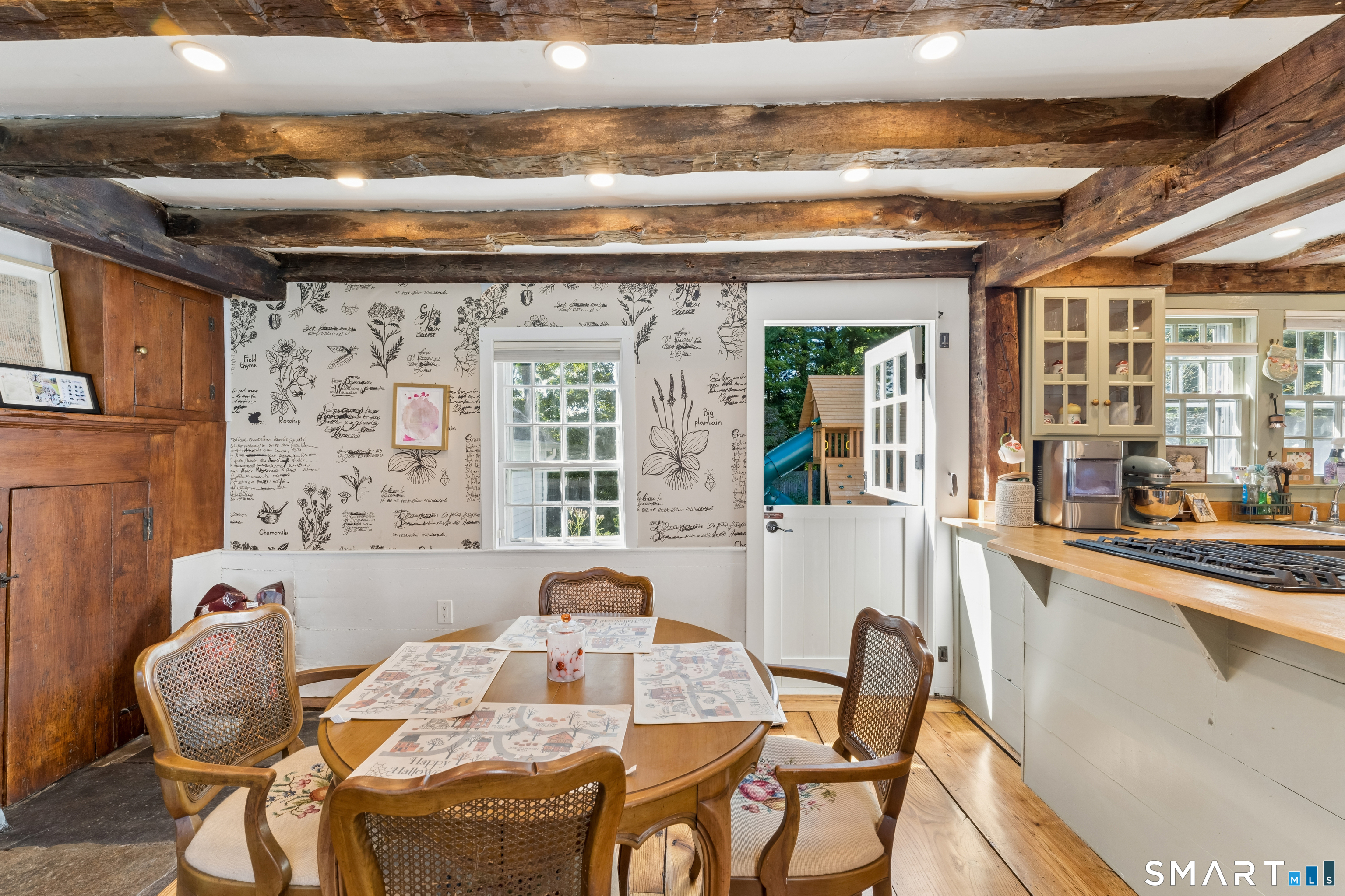 846 Southford Road