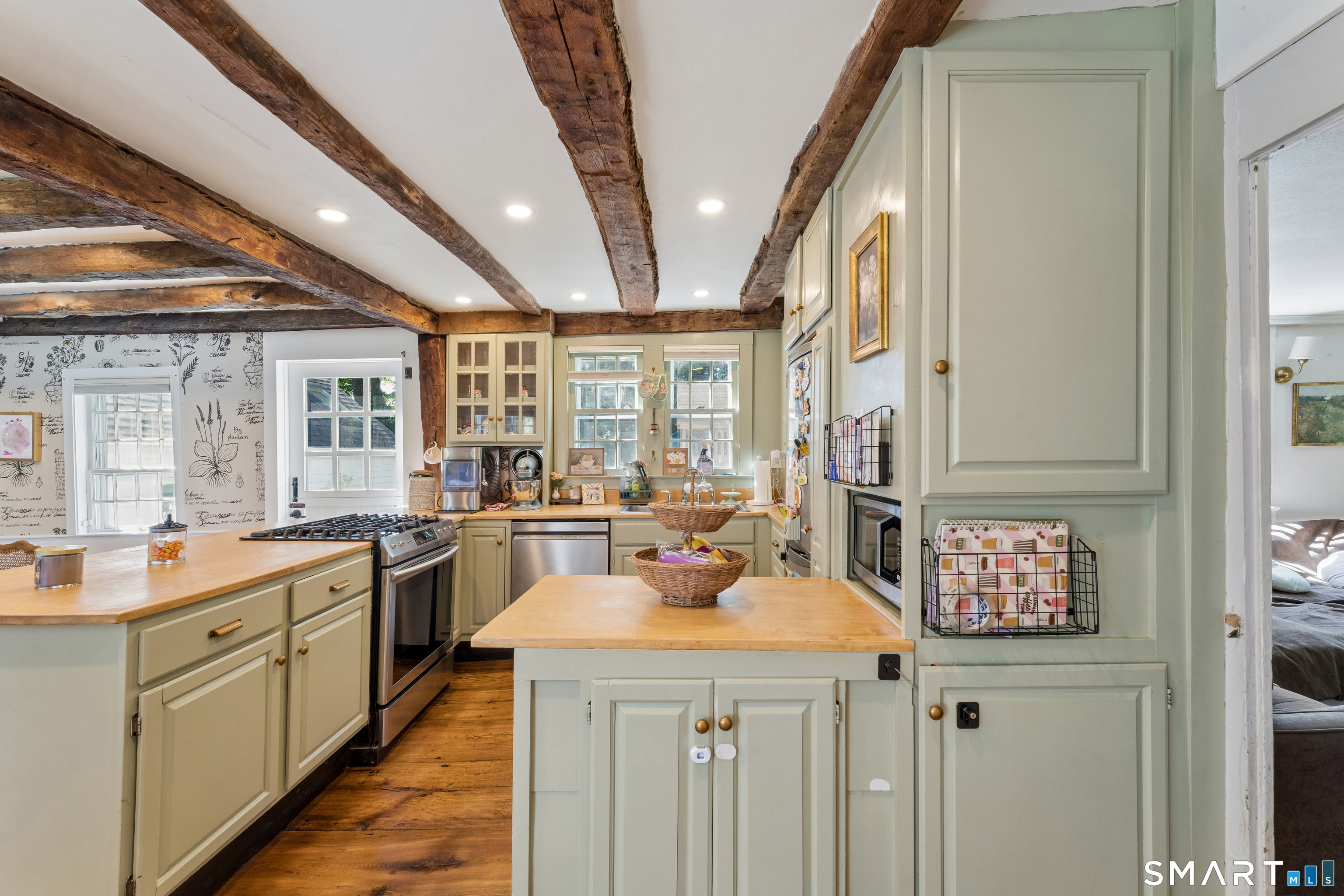 846 Southford Road