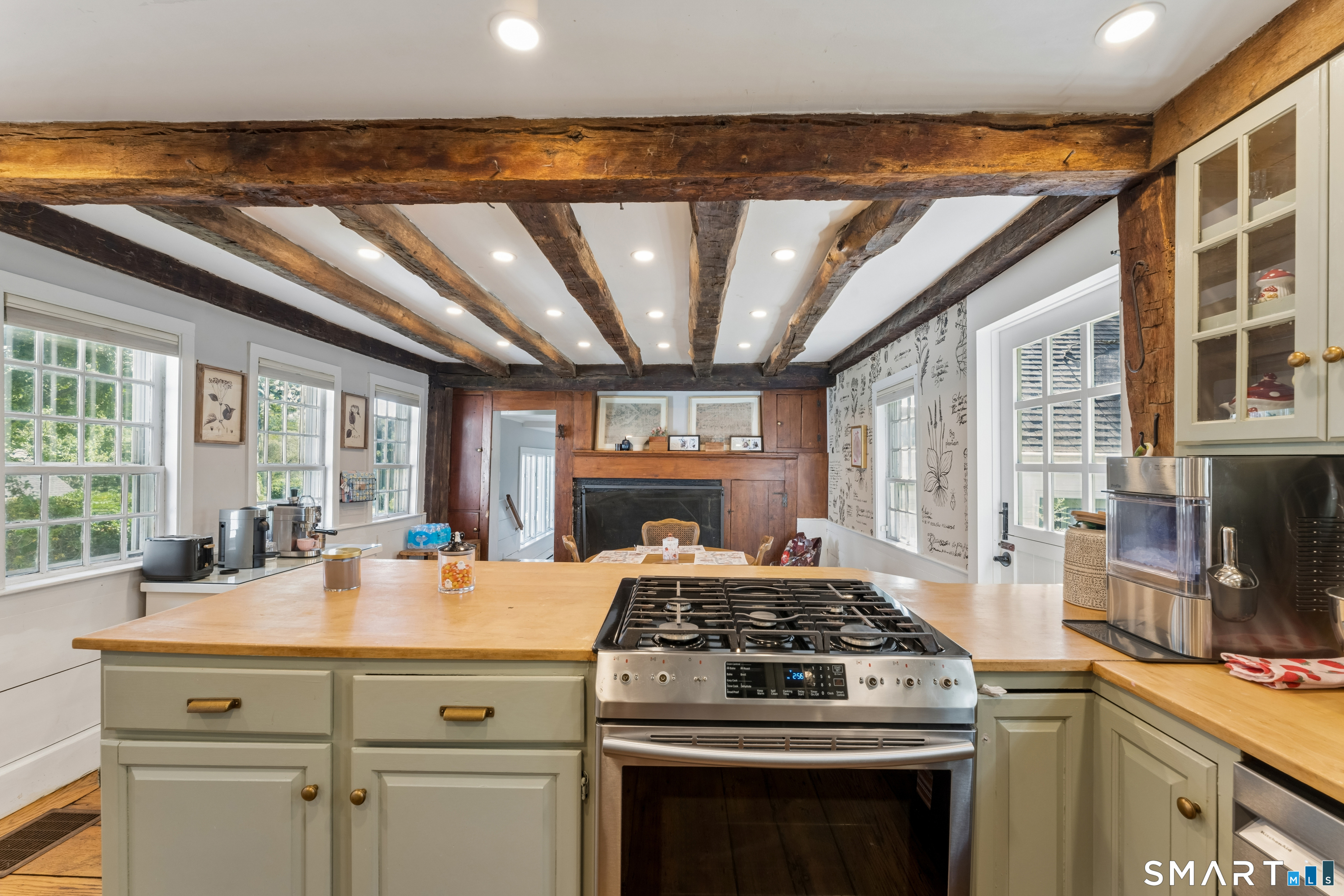 846 Southford Road