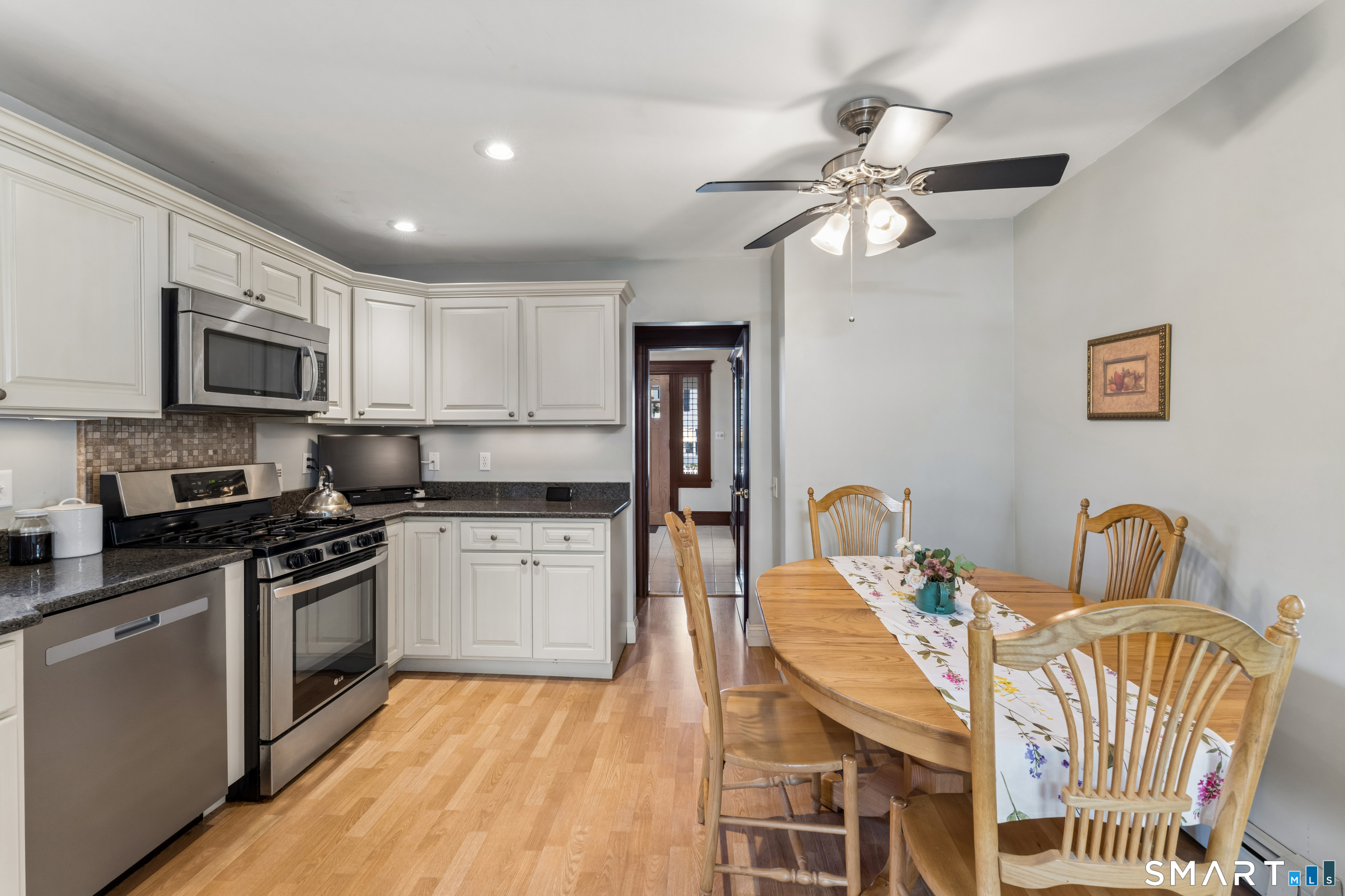 471 Housatonic Avenue