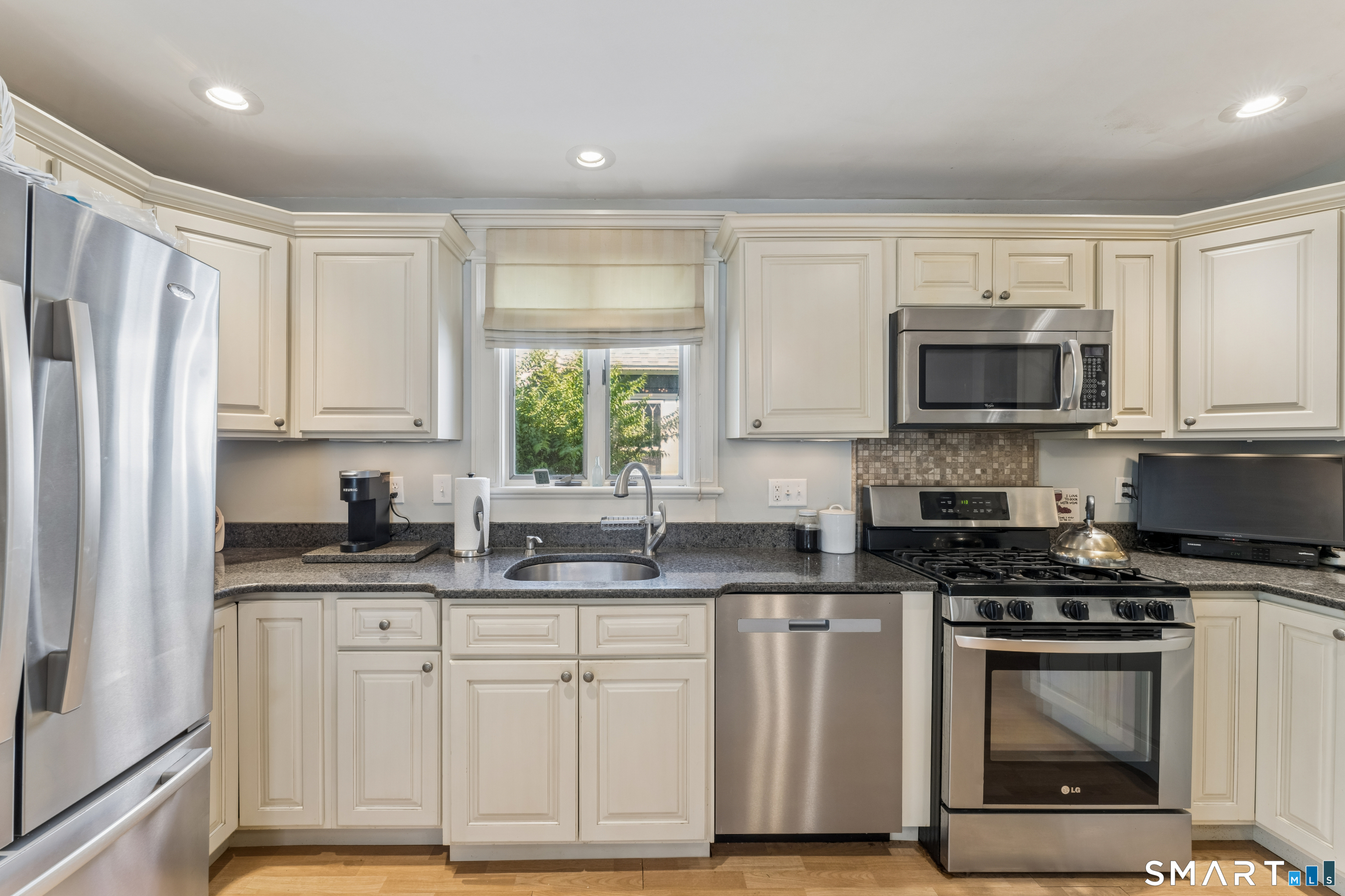 471 Housatonic Avenue
