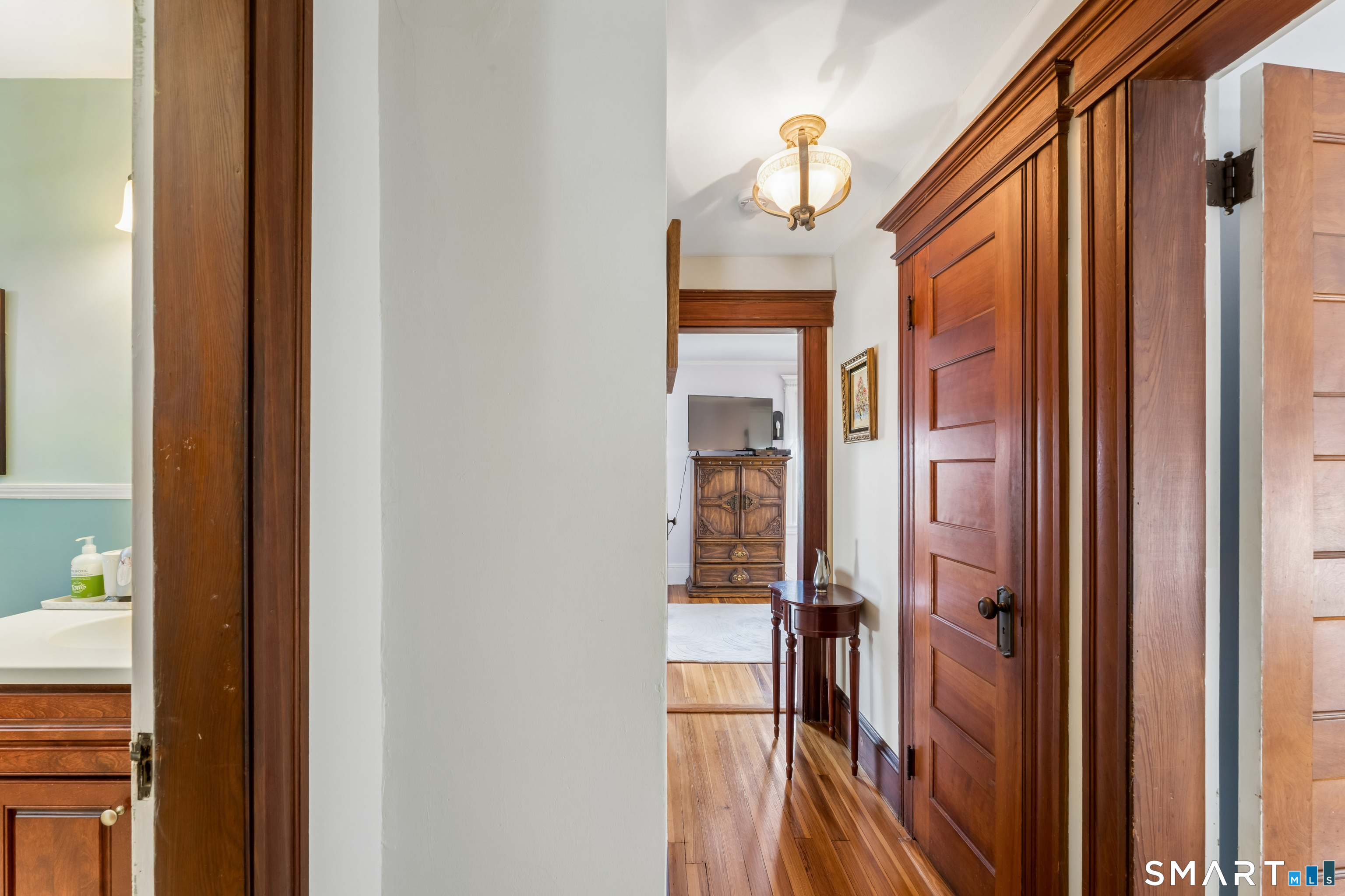 471 Housatonic Avenue