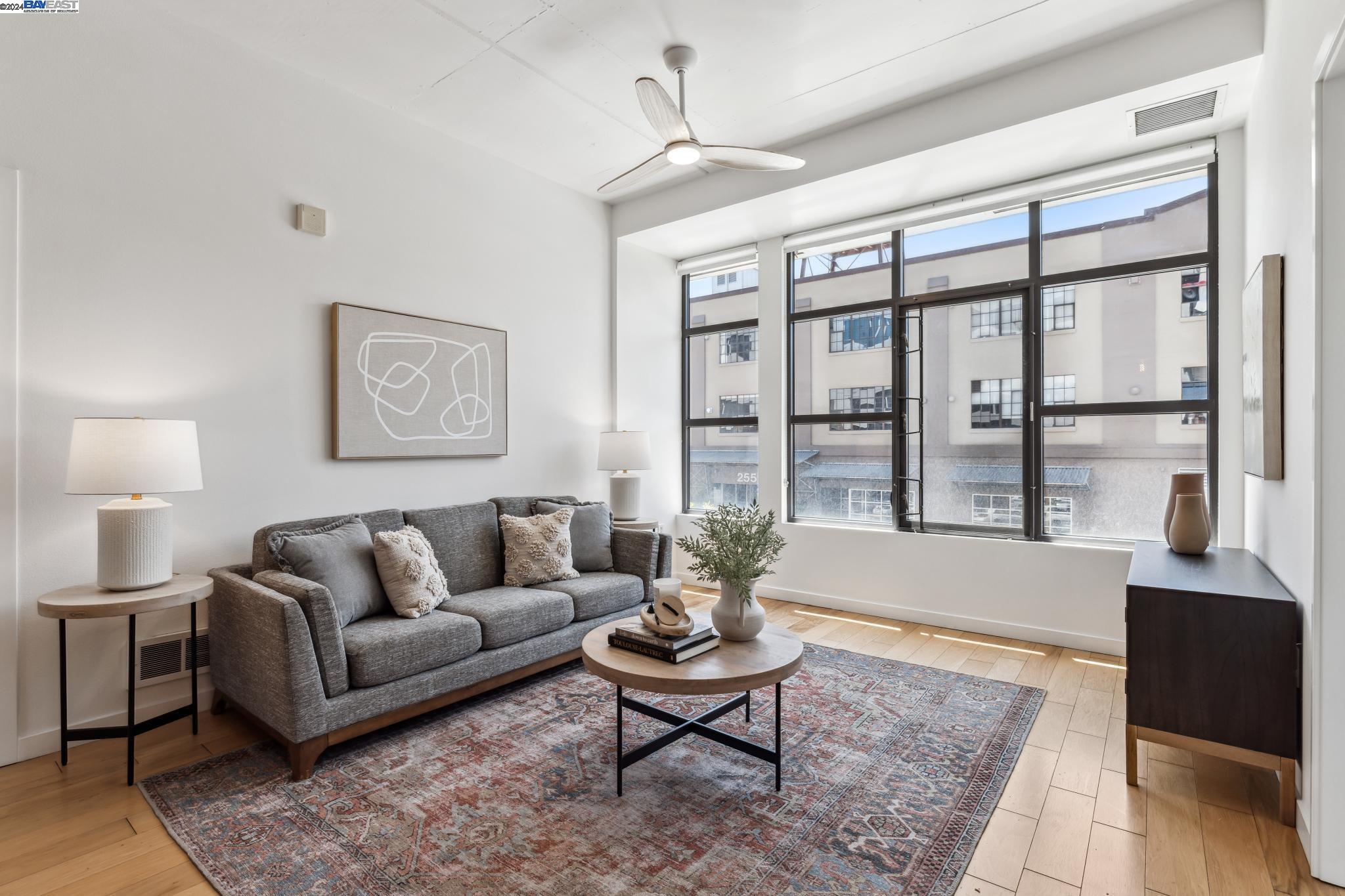 288 3rd St # 210