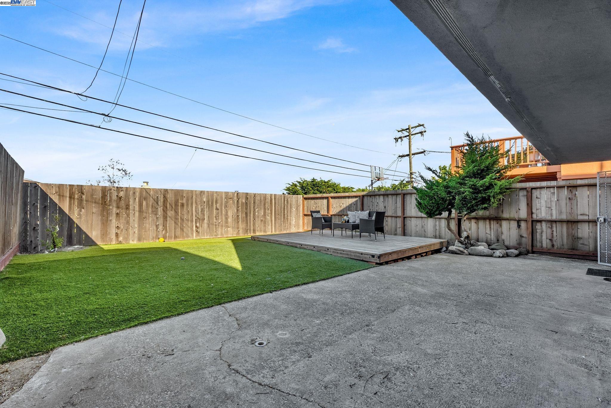 246 Alta Loma Ave
