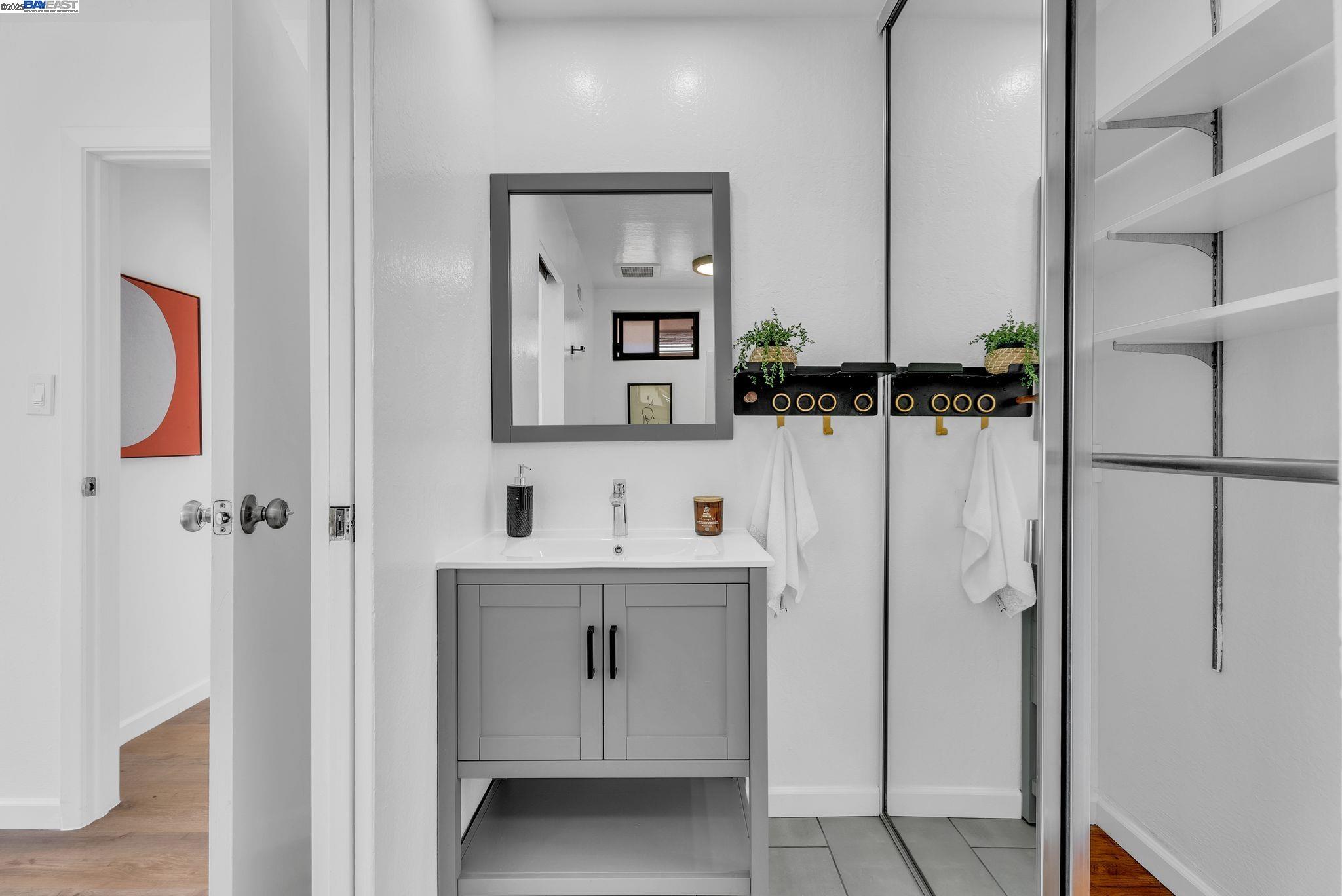 246 Alta Loma Ave