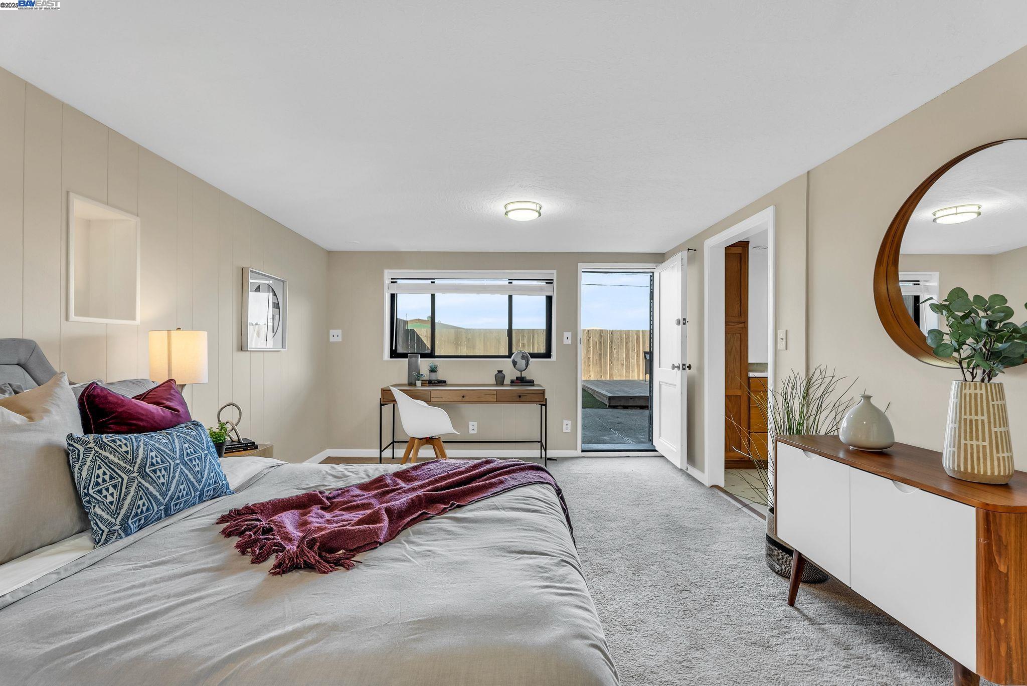 246 Alta Loma Ave