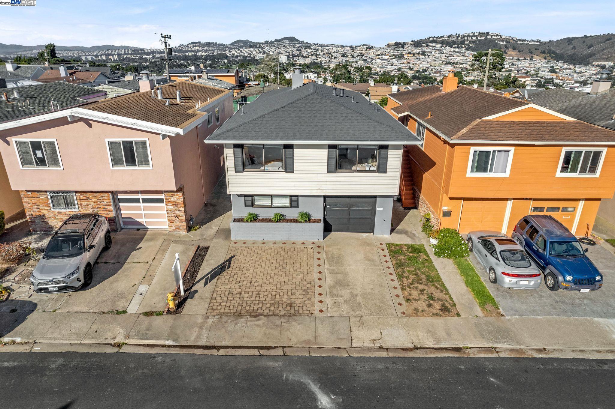 246 Alta Loma Ave