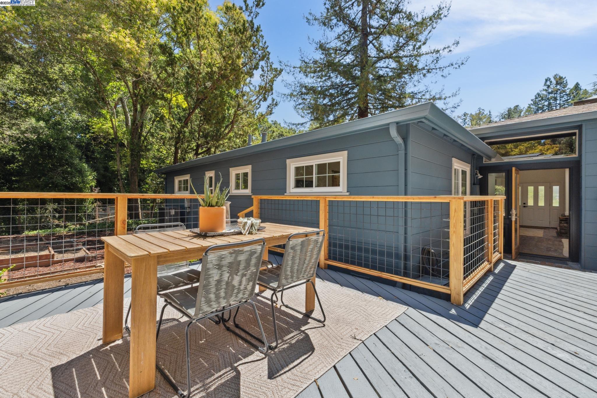 6 Dale Ct
