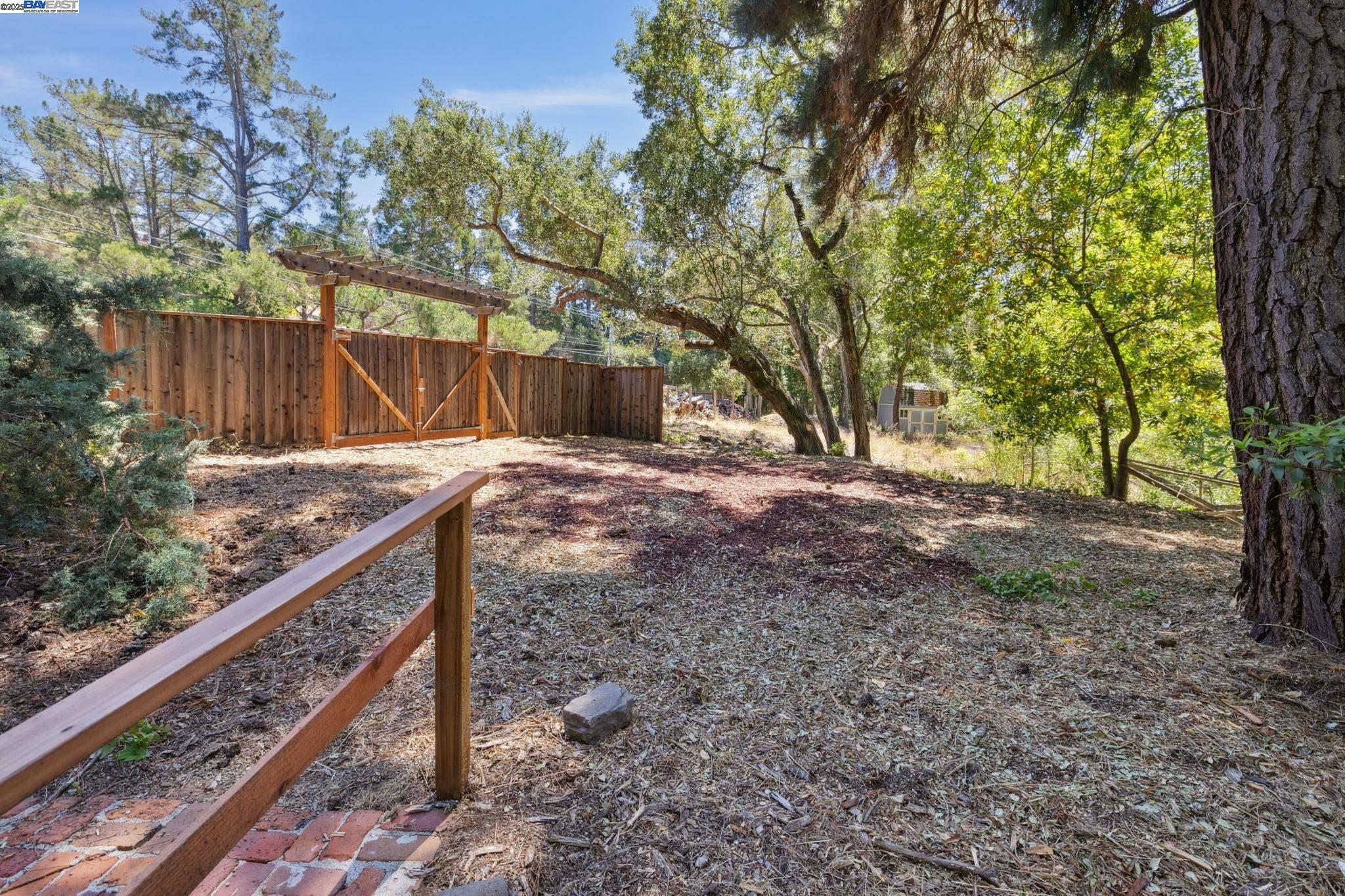 6 Dale Ct