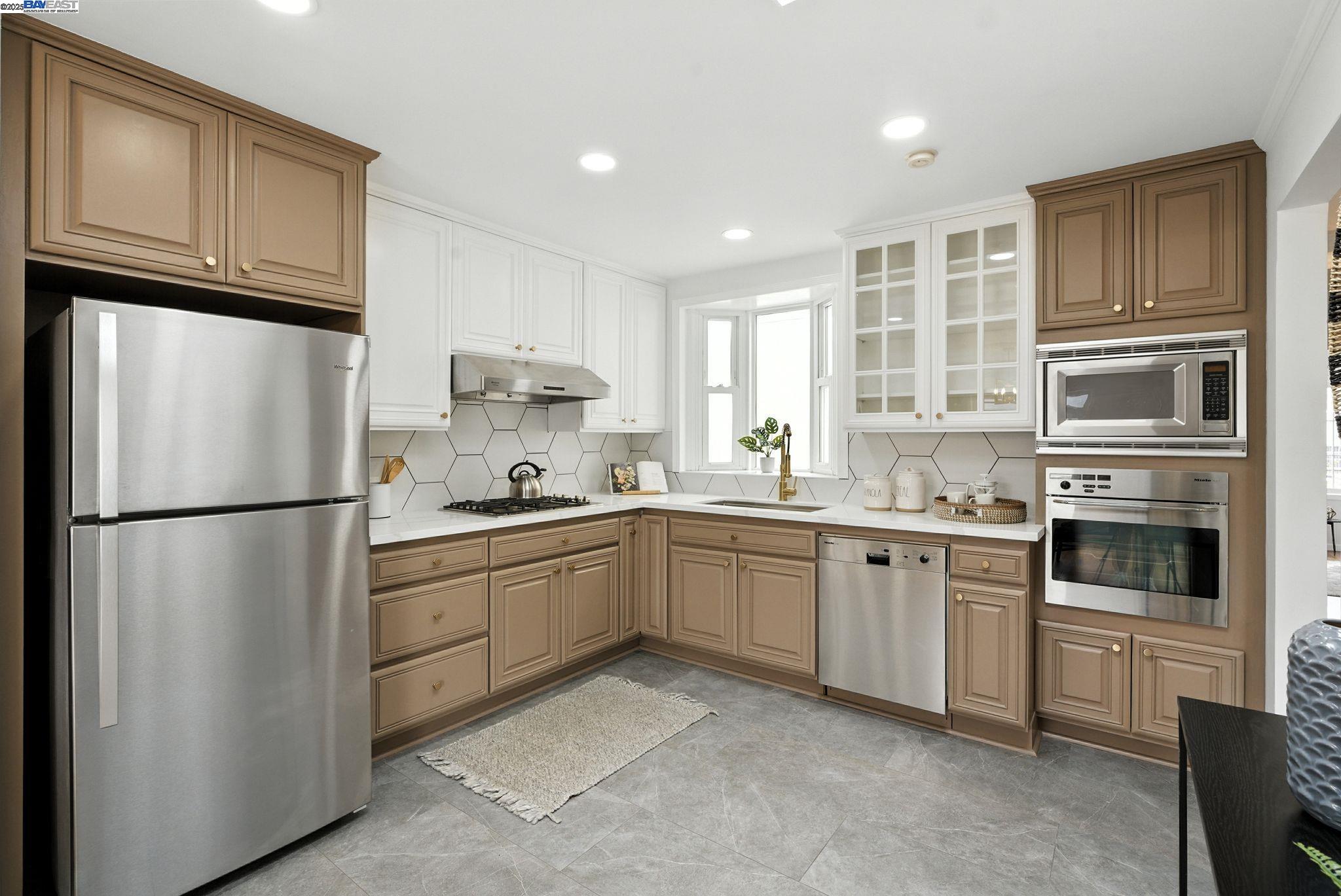 24 Riverton Dr