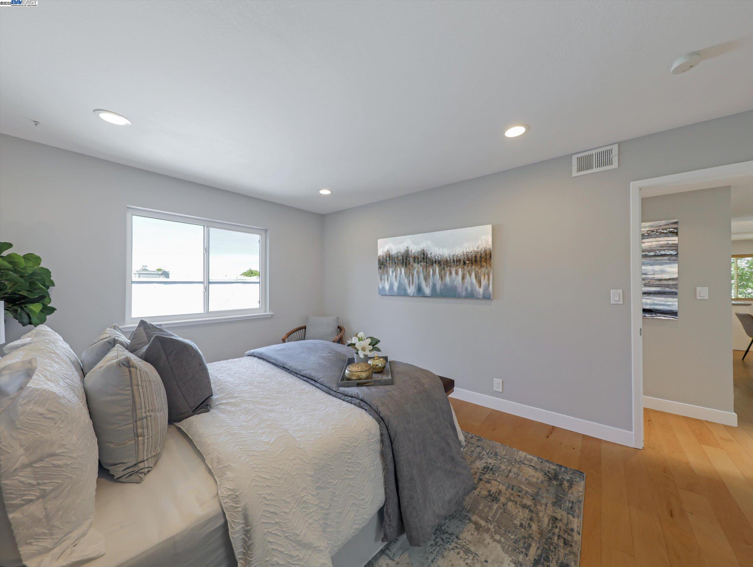 44 Lodato Ave Apt 212