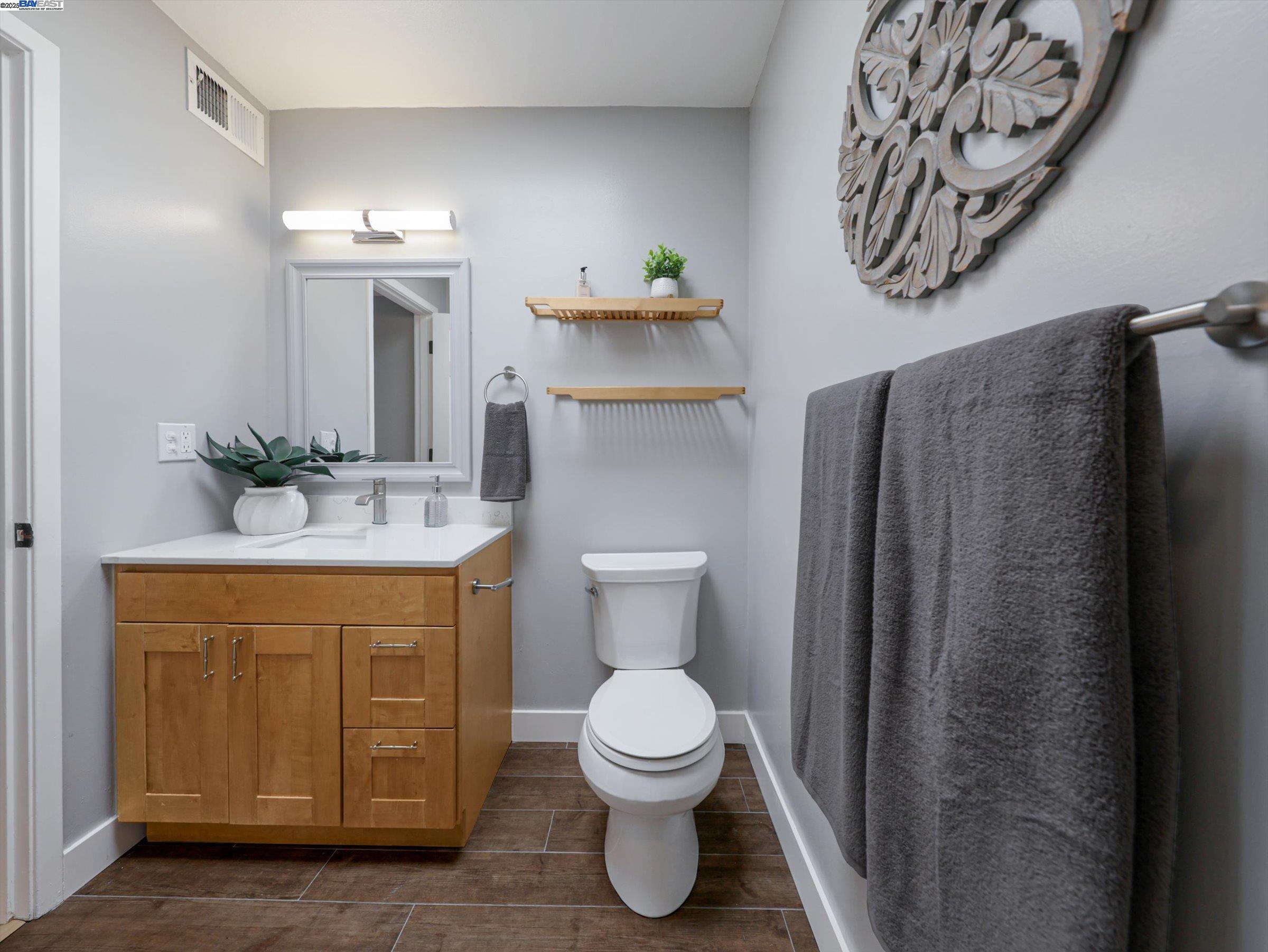 44 Lodato Ave Apt 212