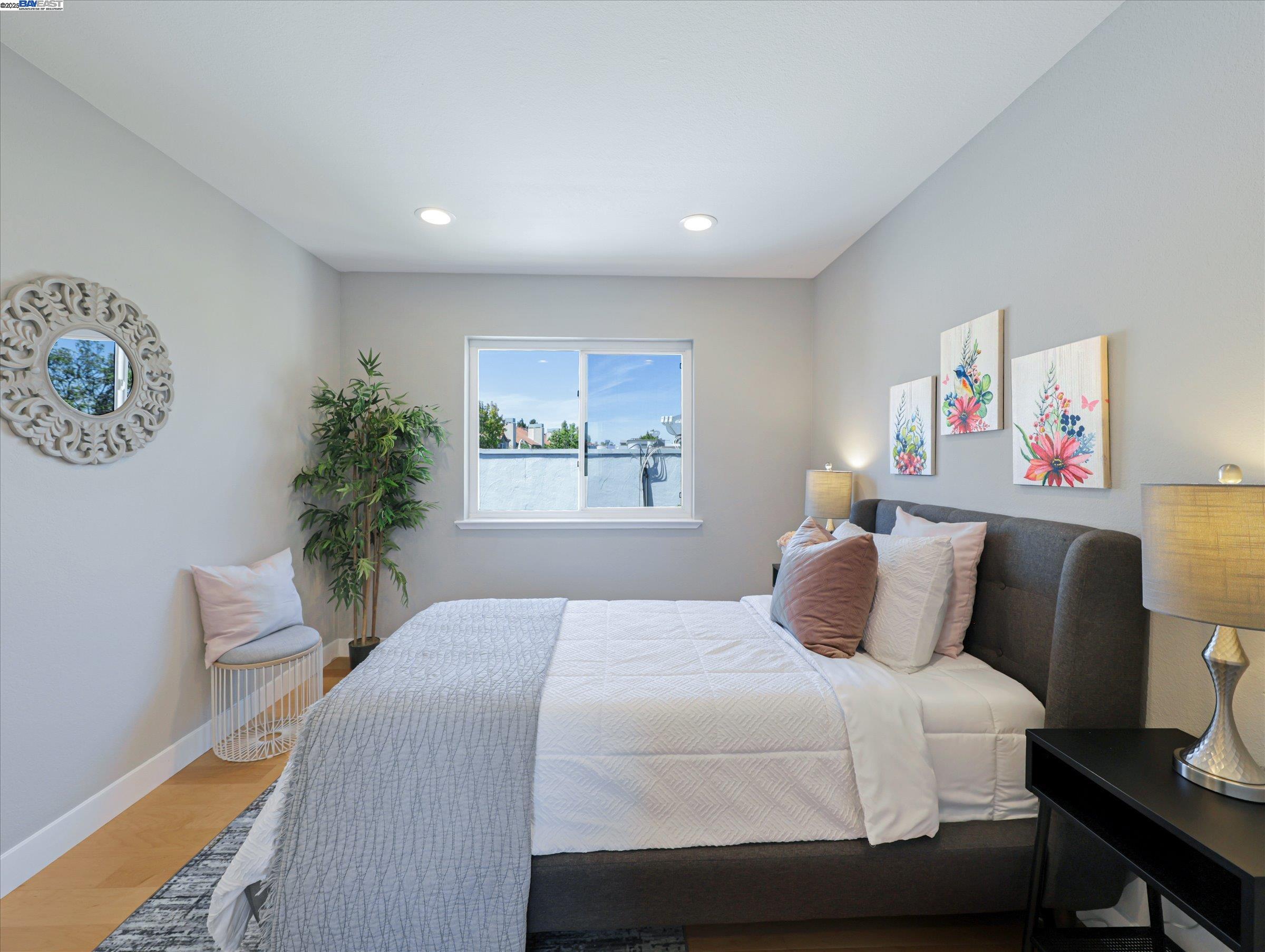 44 Lodato Ave Apt 212