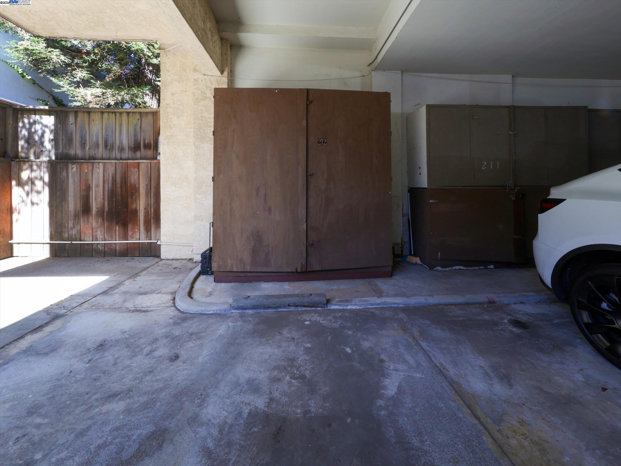 44 Lodato Ave Apt 212
