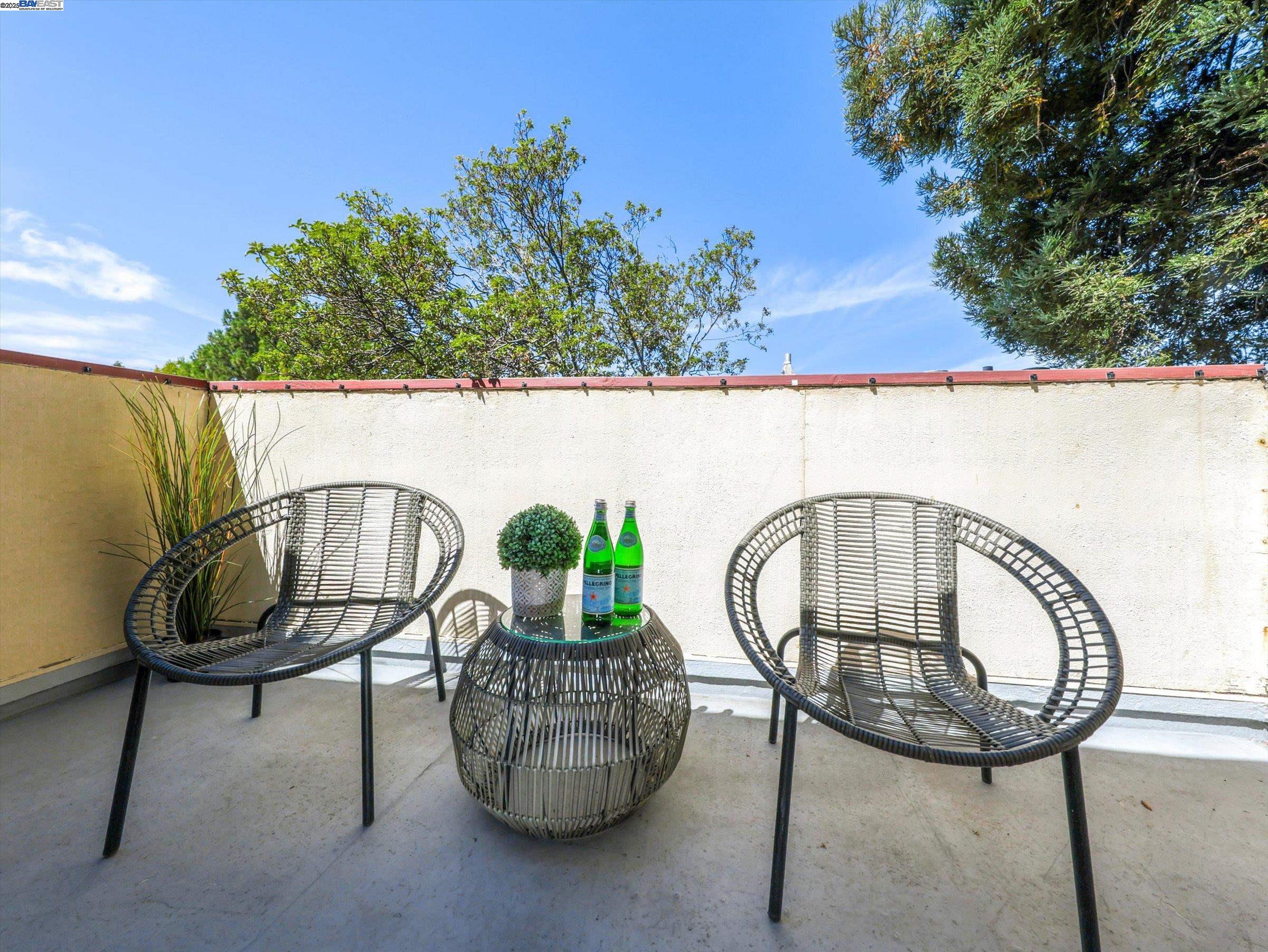 44 Lodato Ave Apt 212