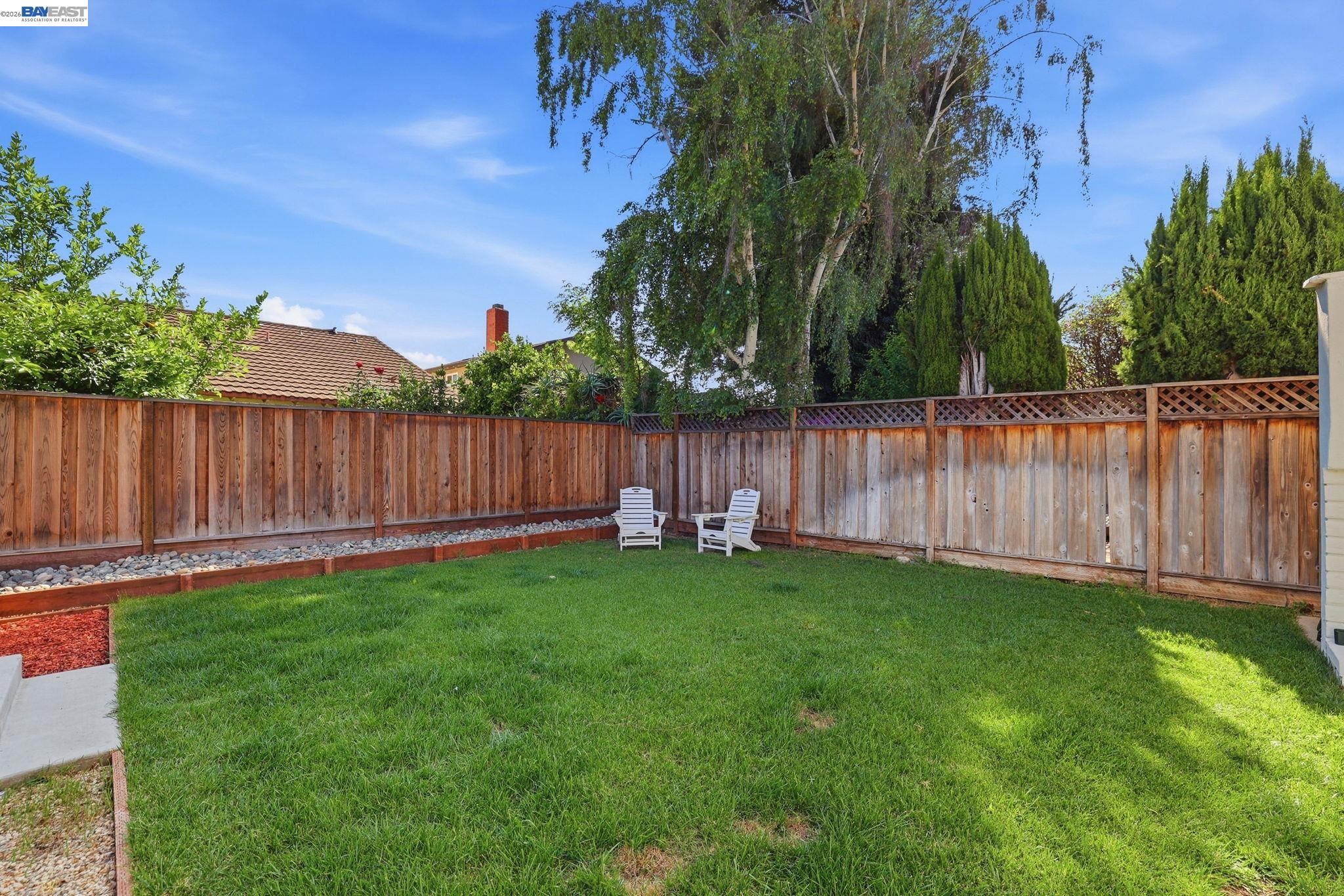 338 Avenida Nogales