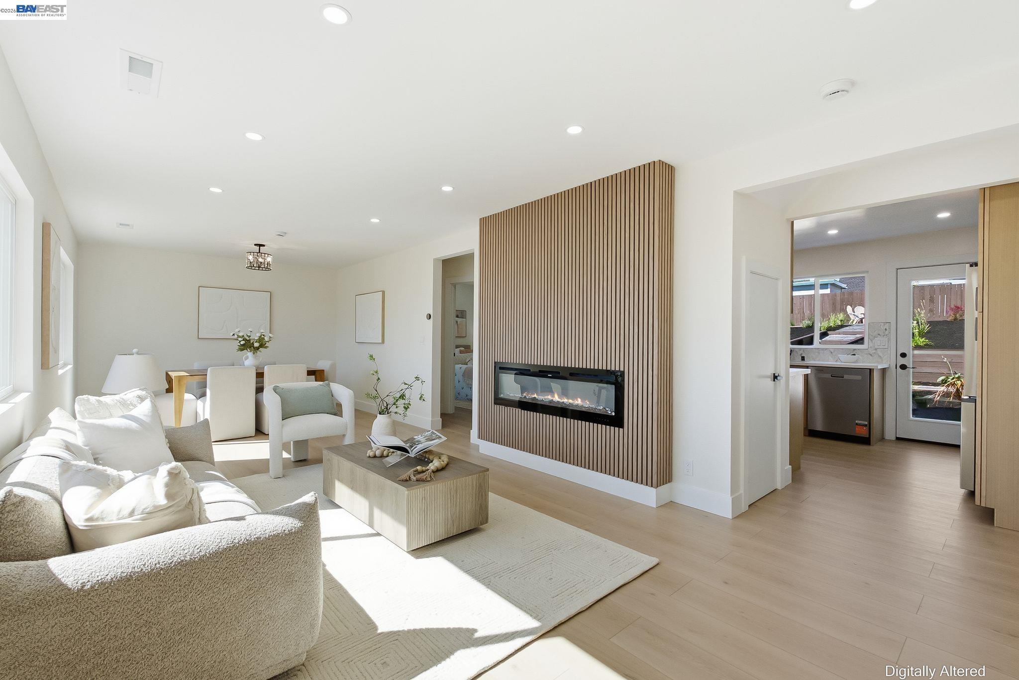 483 Heathcliff Dr