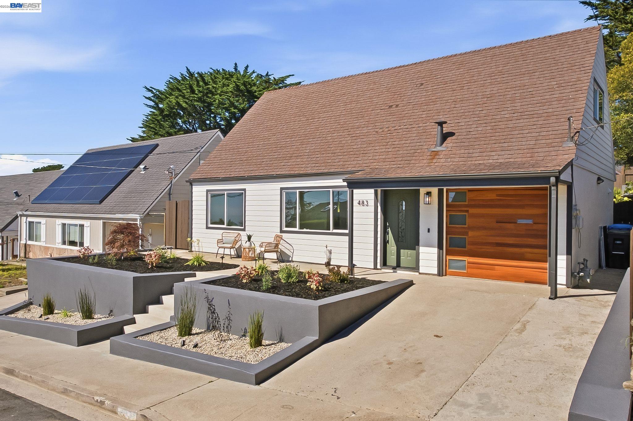 483 Heathcliff Dr