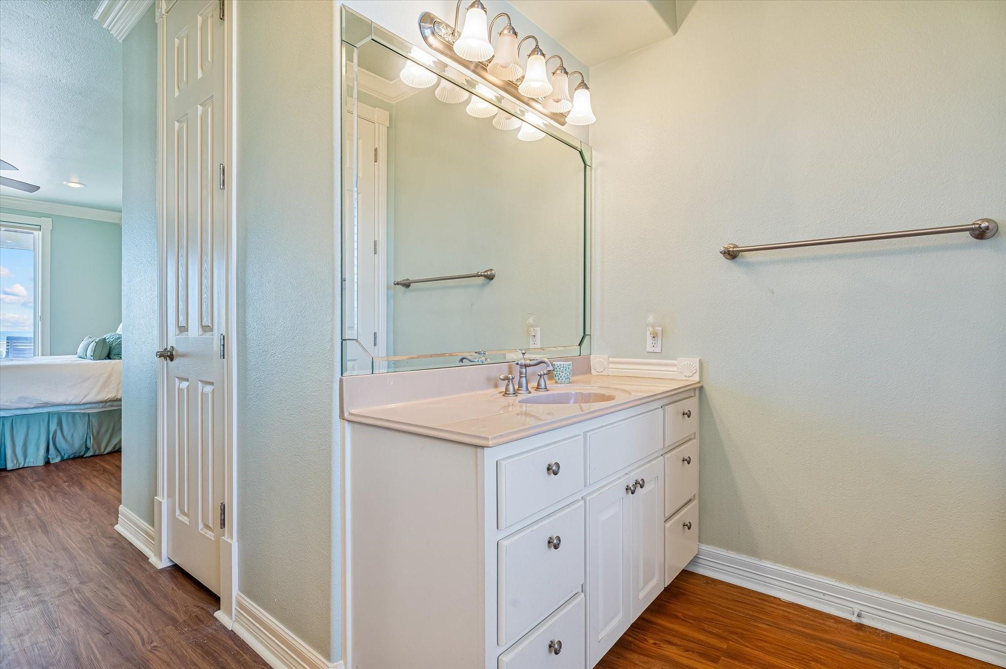 4040 Biscayne Beach Road