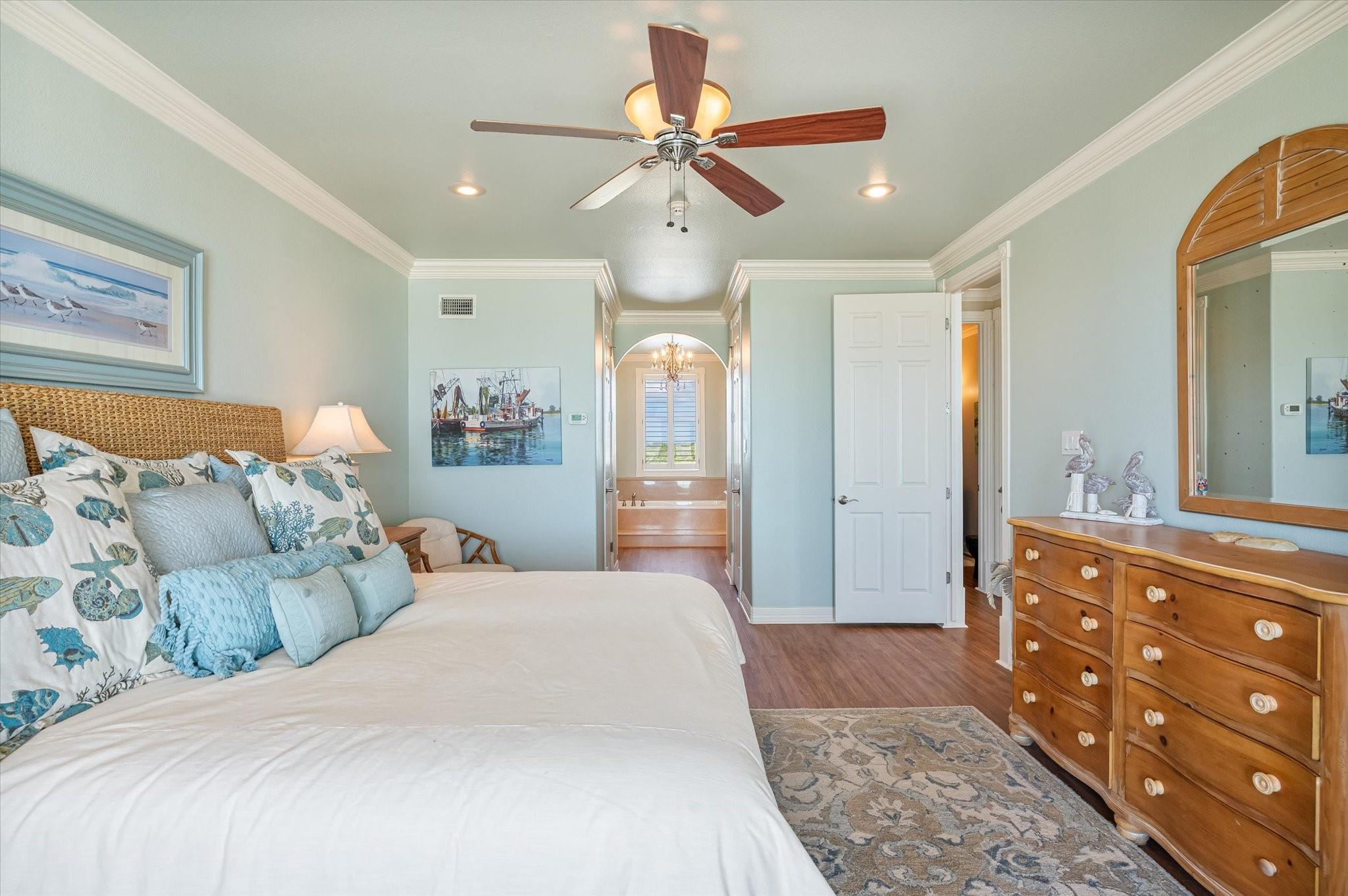 4040 Biscayne Beach Road