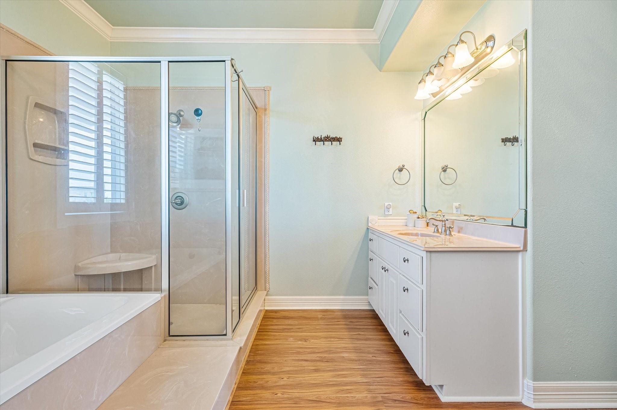 4040 Biscayne Beach Road