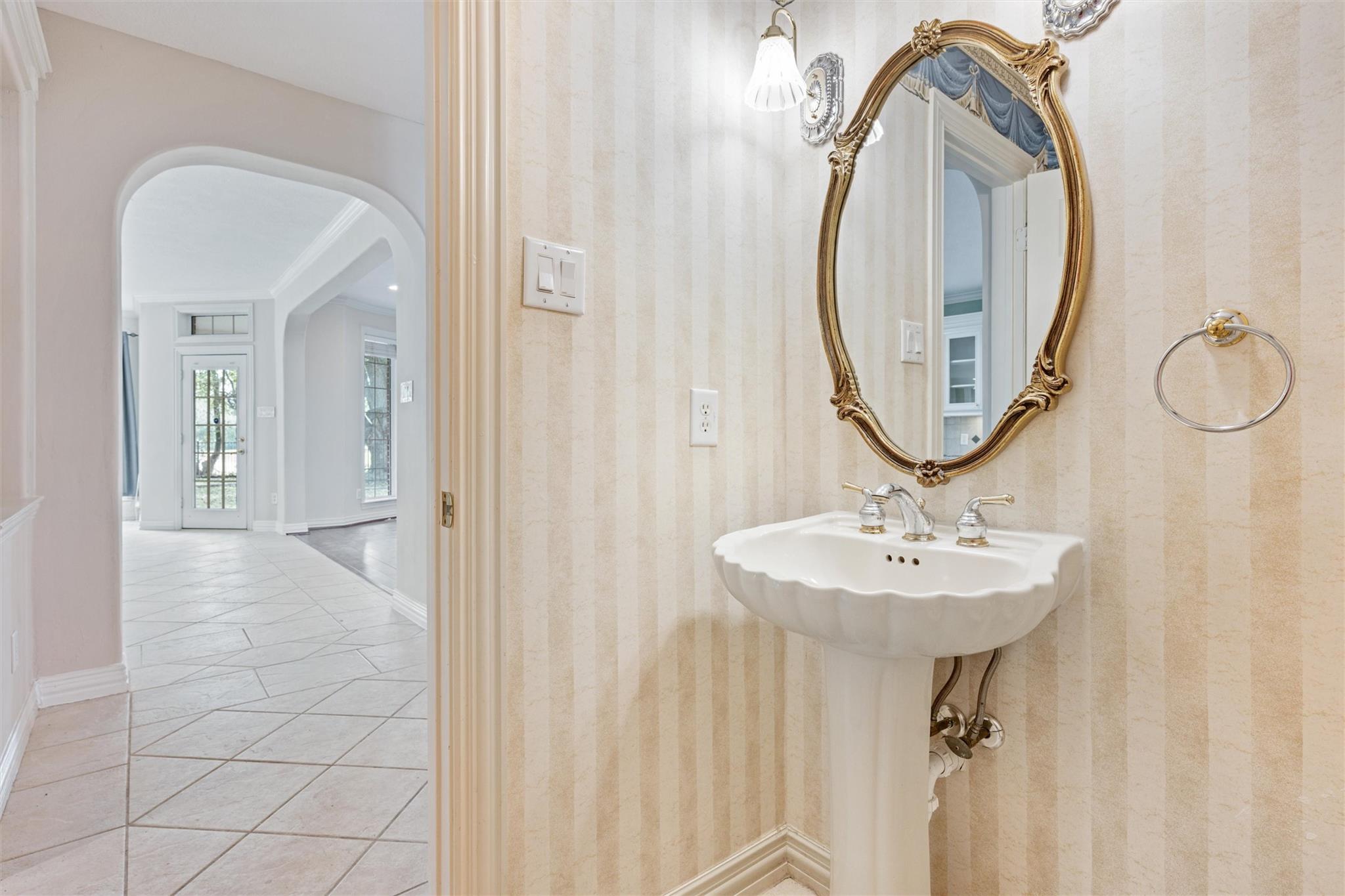 3311 El Dorado Boulevard