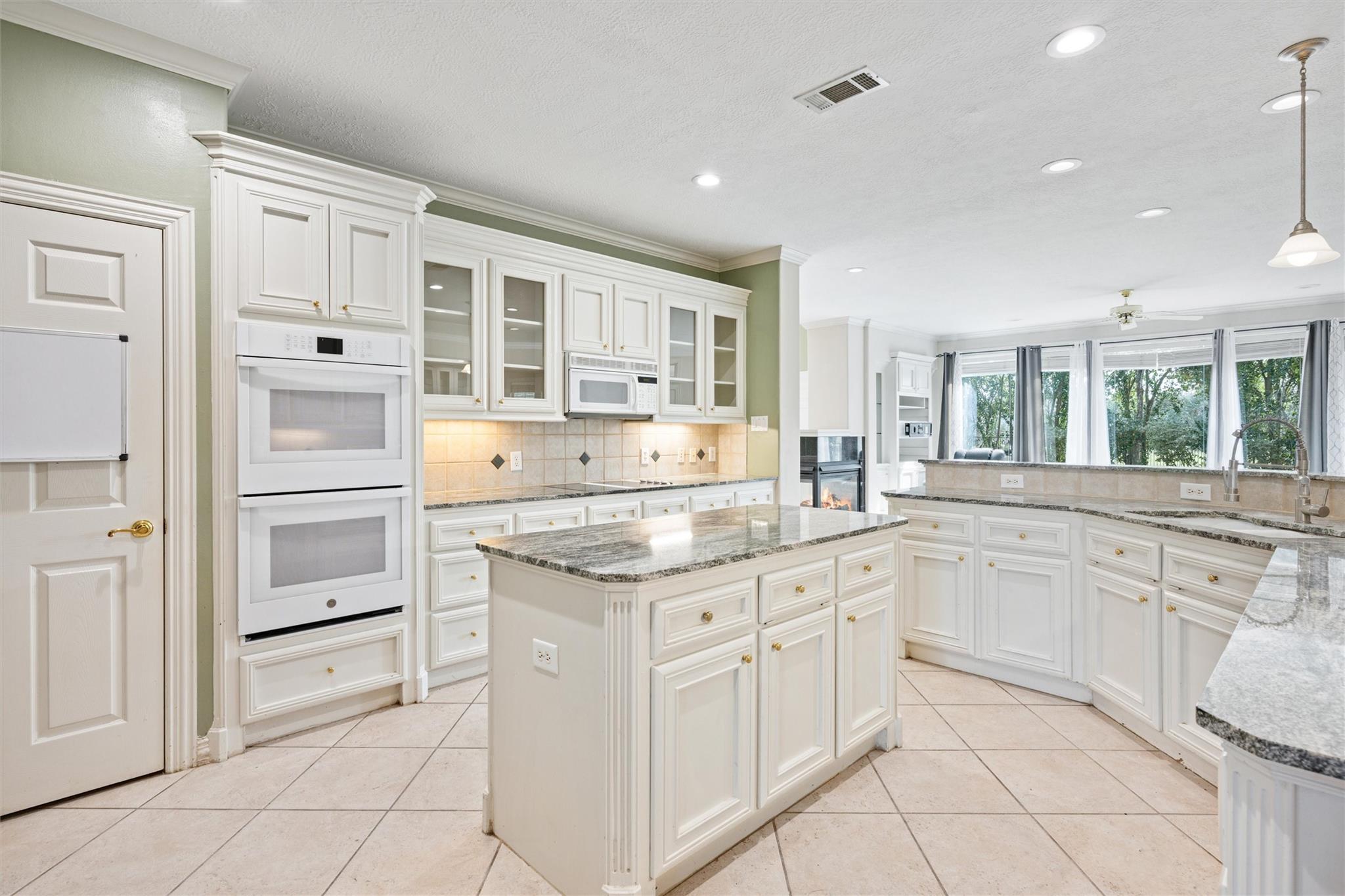 3311 El Dorado Boulevard