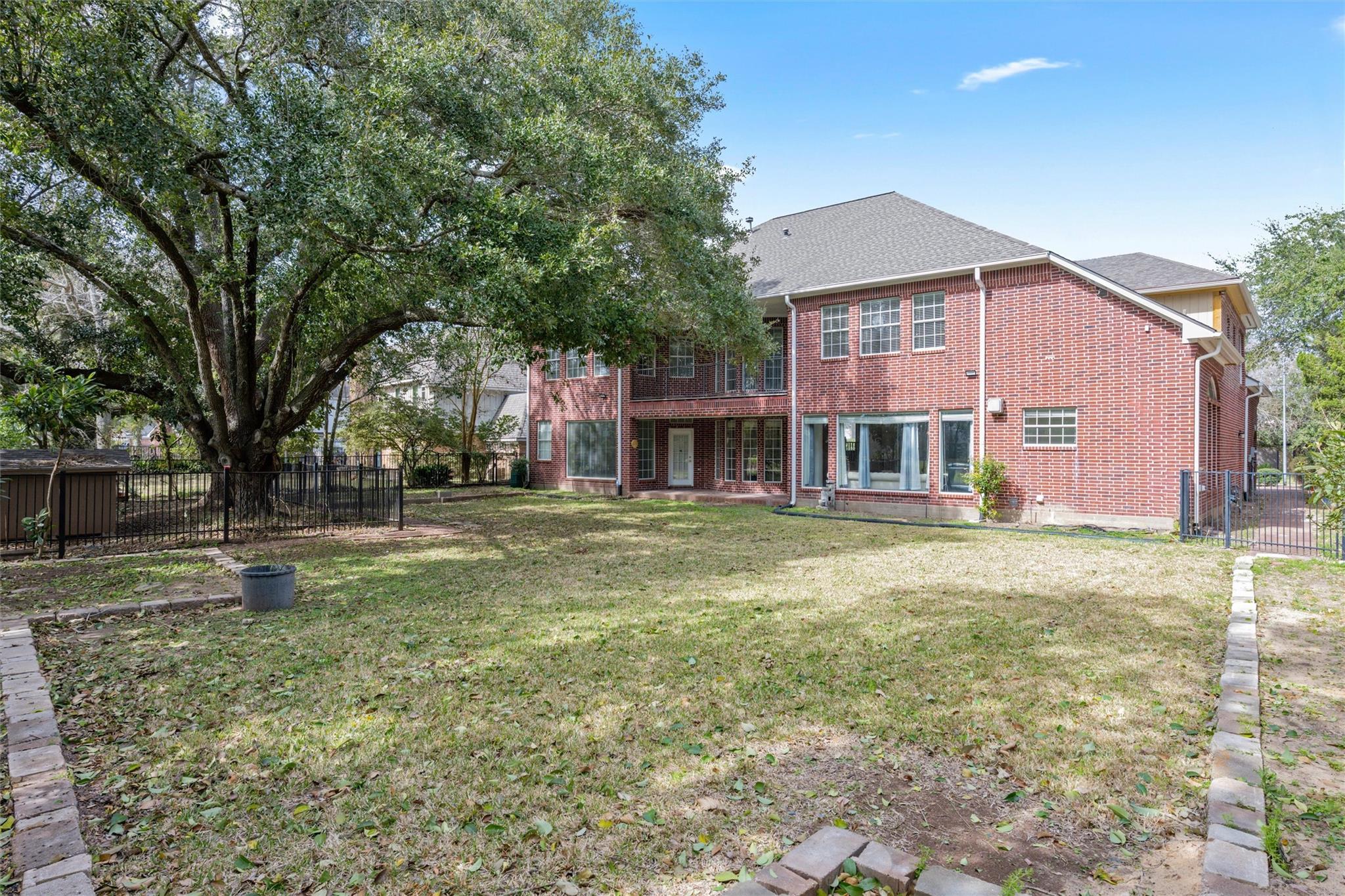 3311 El Dorado Boulevard