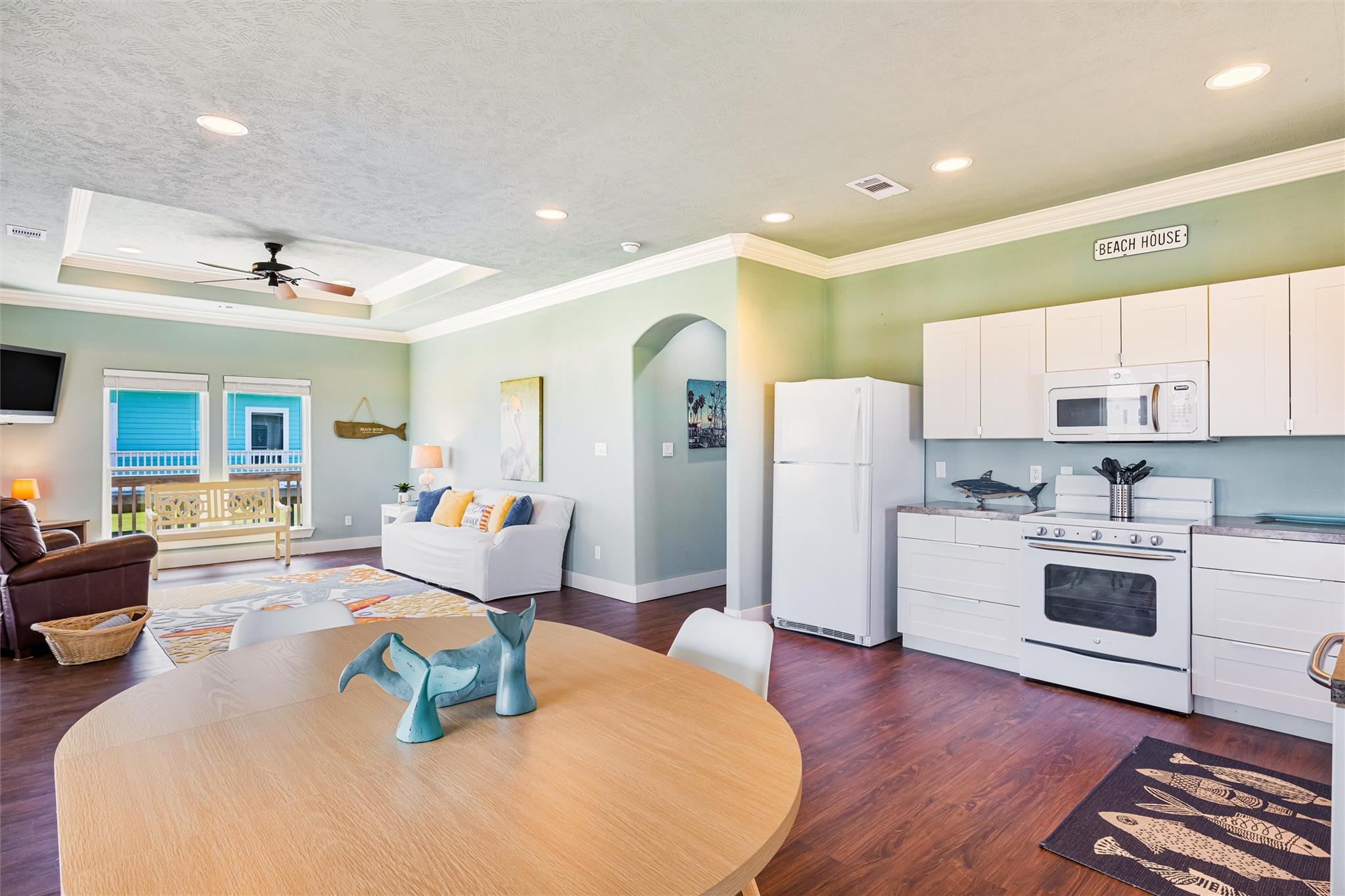 893 West Lane