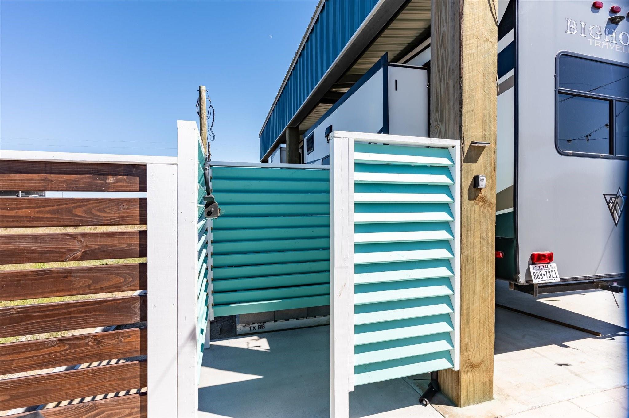 1137 Beach Front Road