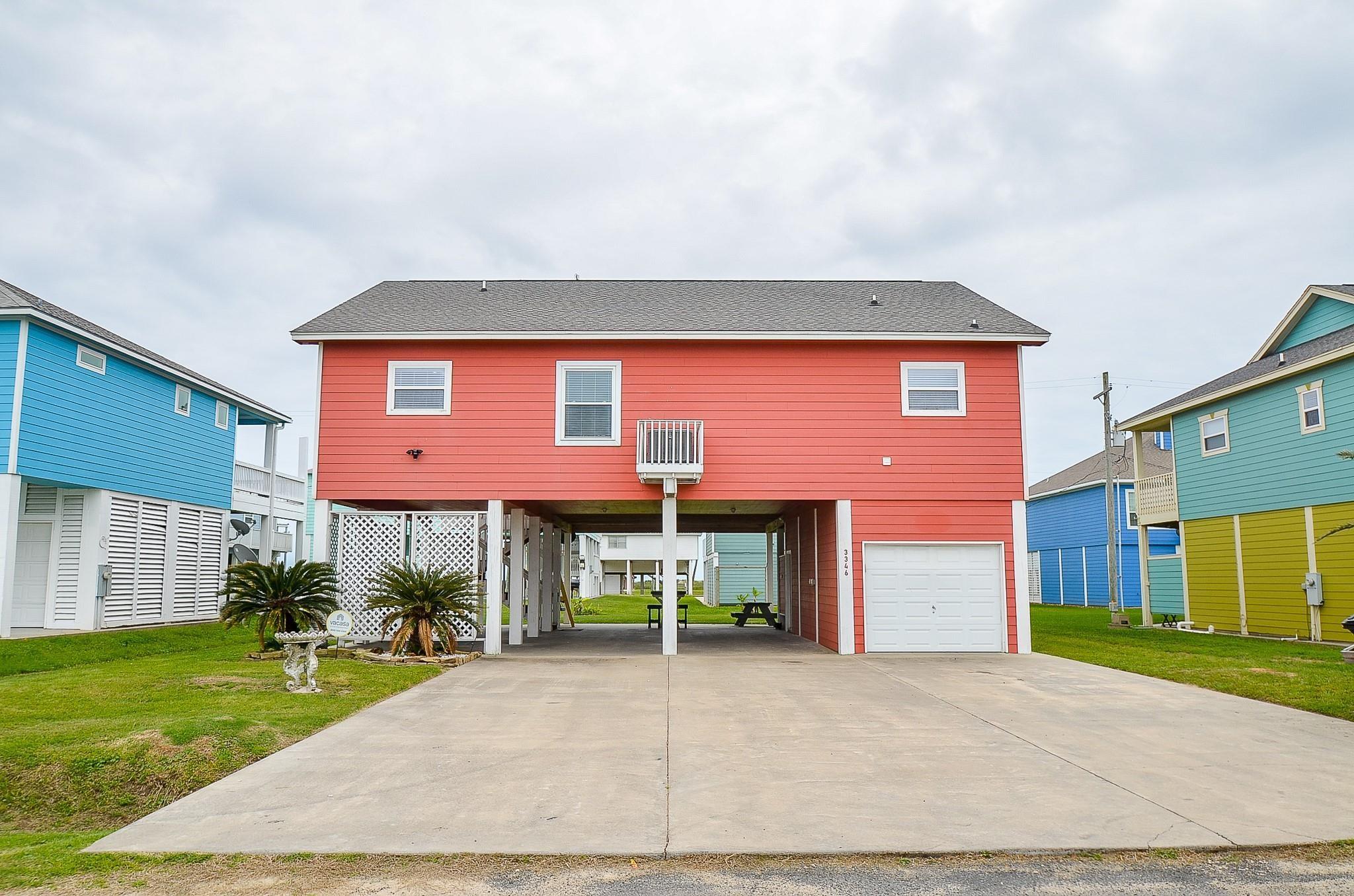 3346 Pirates Cove