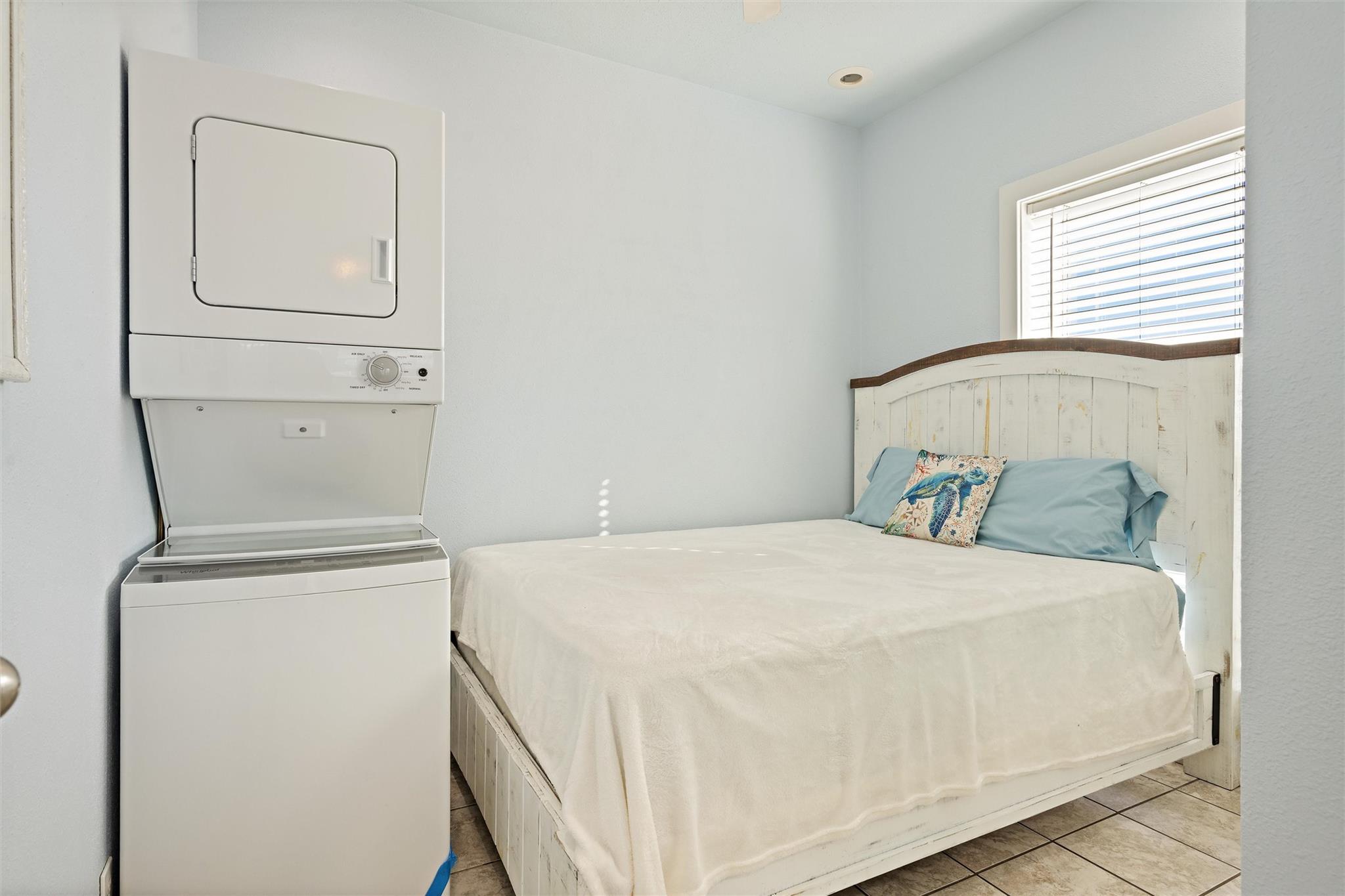 846 S Crystal Beach Road