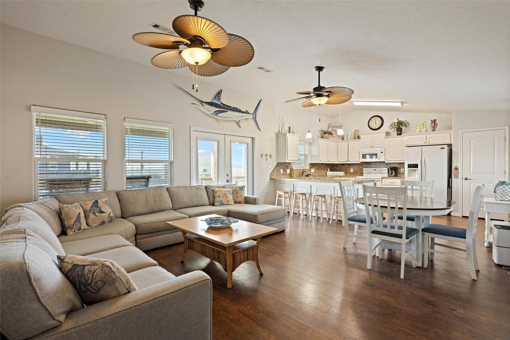 846 S Crystal Beach Road