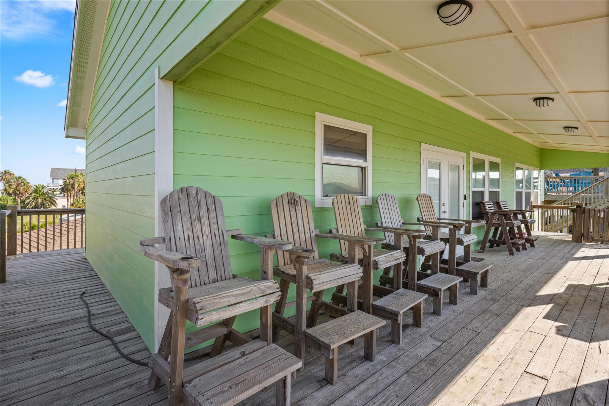 846 S Crystal Beach Road