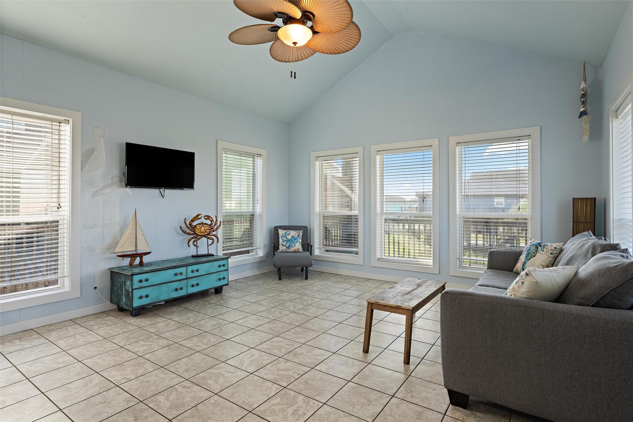 846 S Crystal Beach Road