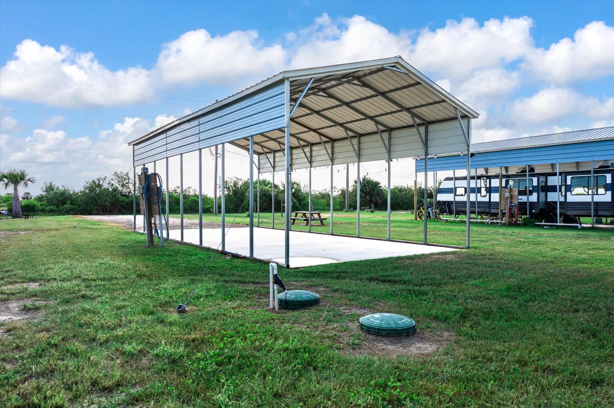 1065 Canal