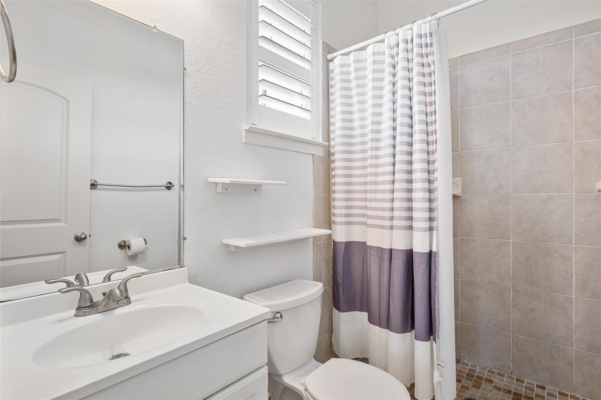 872 O Neil Road