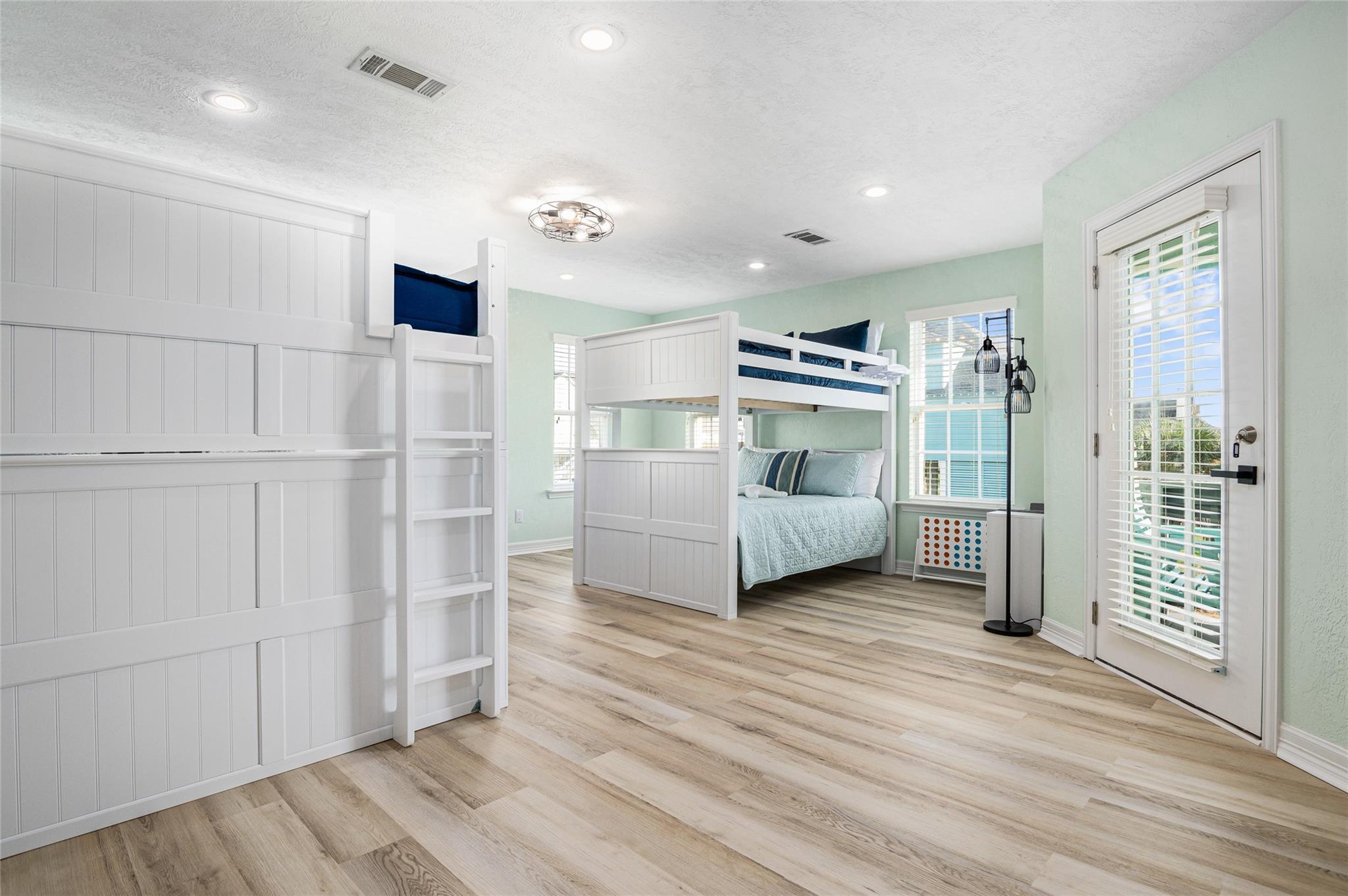 3279 Prides Way