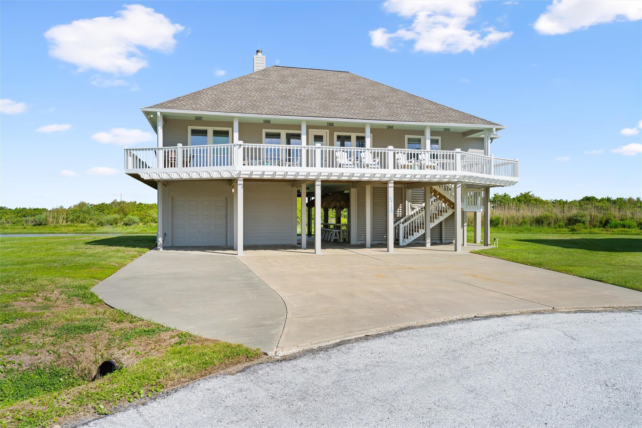 713 Sara Way