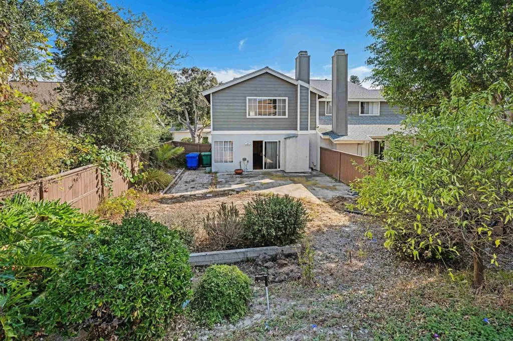 2992 Lexington Circle