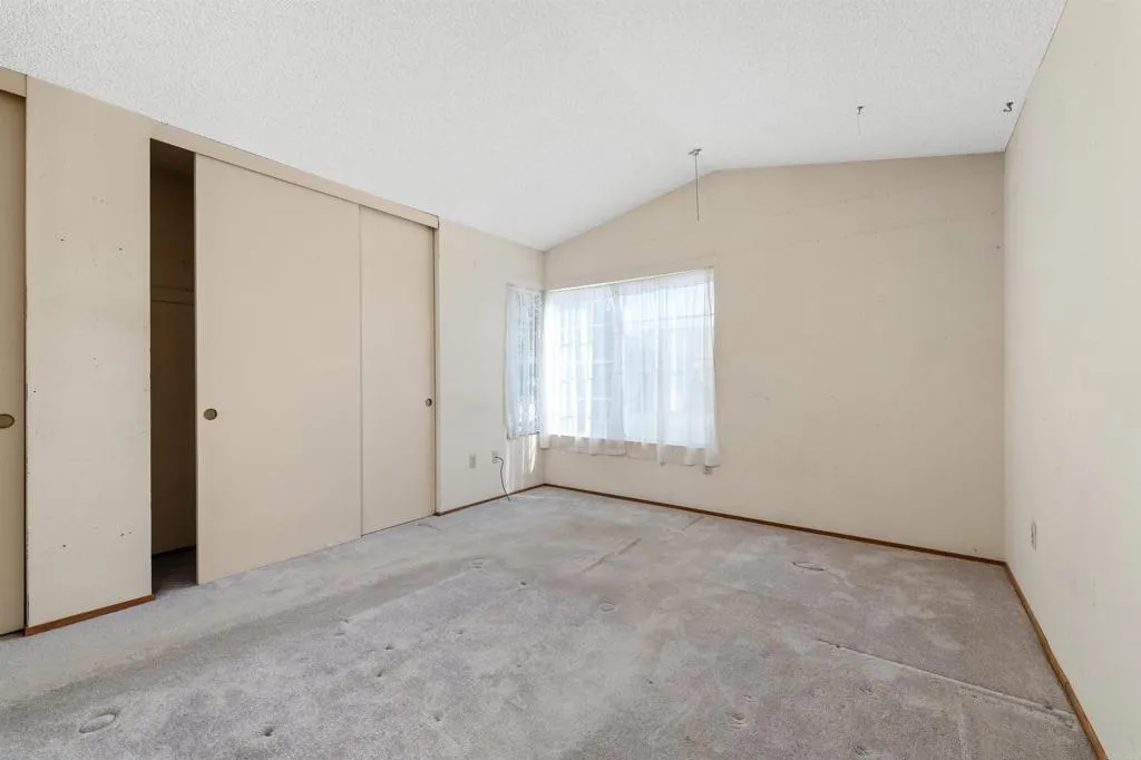 2992 Lexington Circle