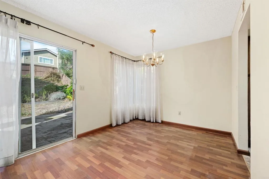 2992 Lexington Circle