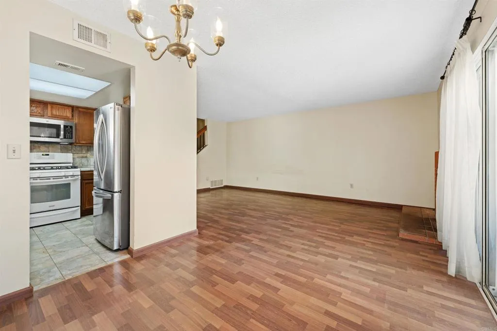 2992 Lexington Circle