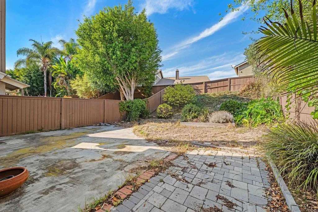 2992 Lexington Circle