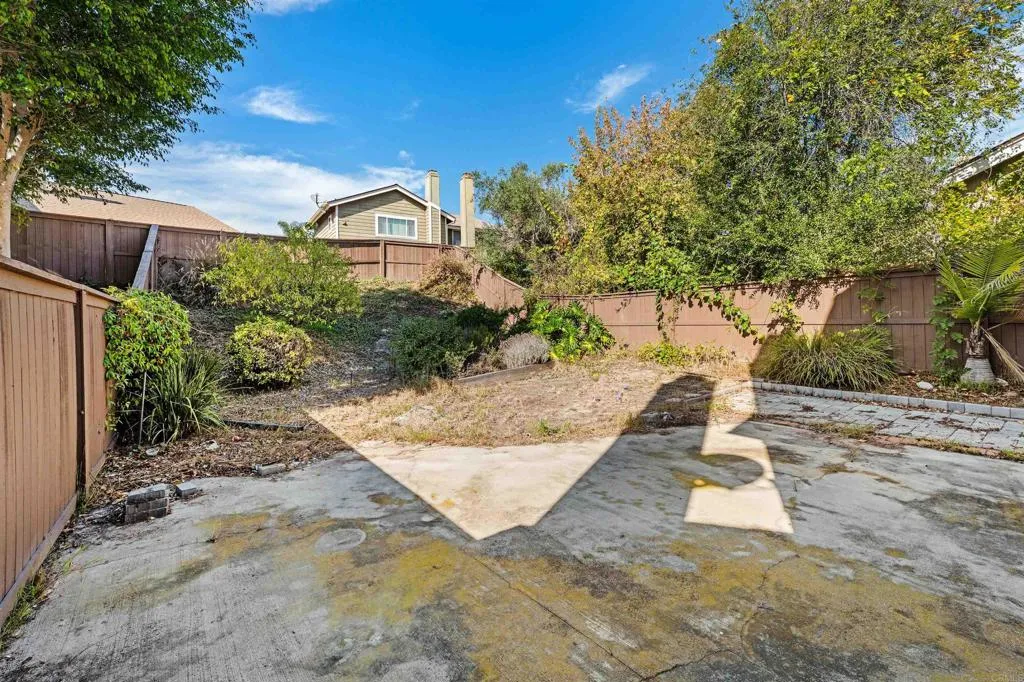 2992 Lexington Circle