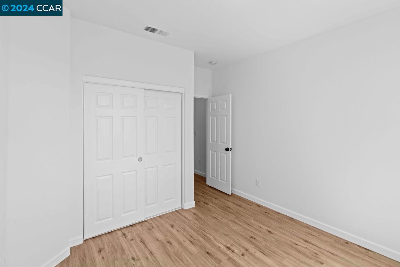 1046 Bending Willow Way