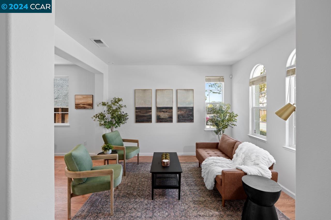 1046 Bending Willow Way