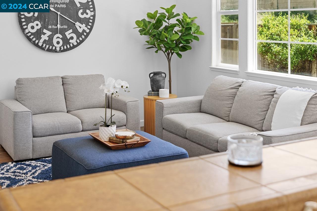 1046 Bending Willow Way