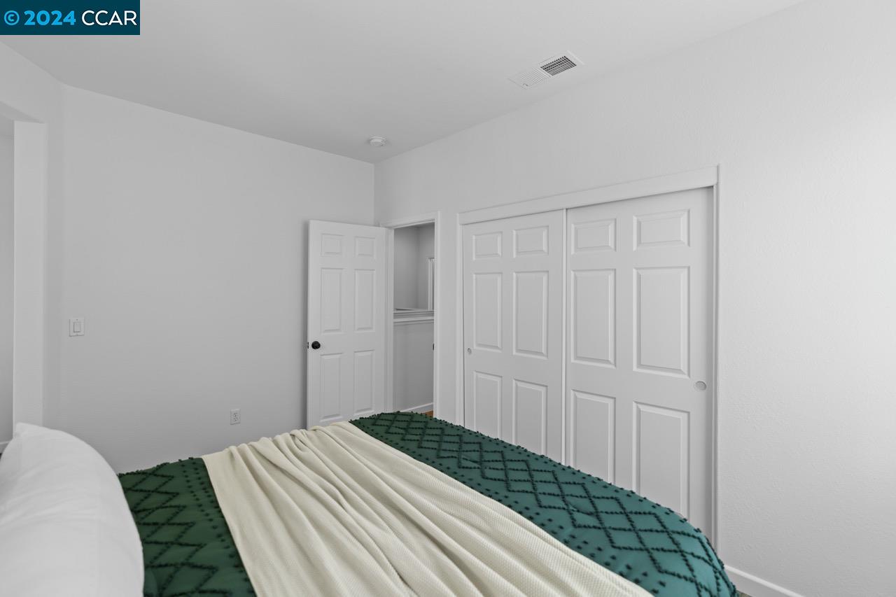 1046 Bending Willow Way