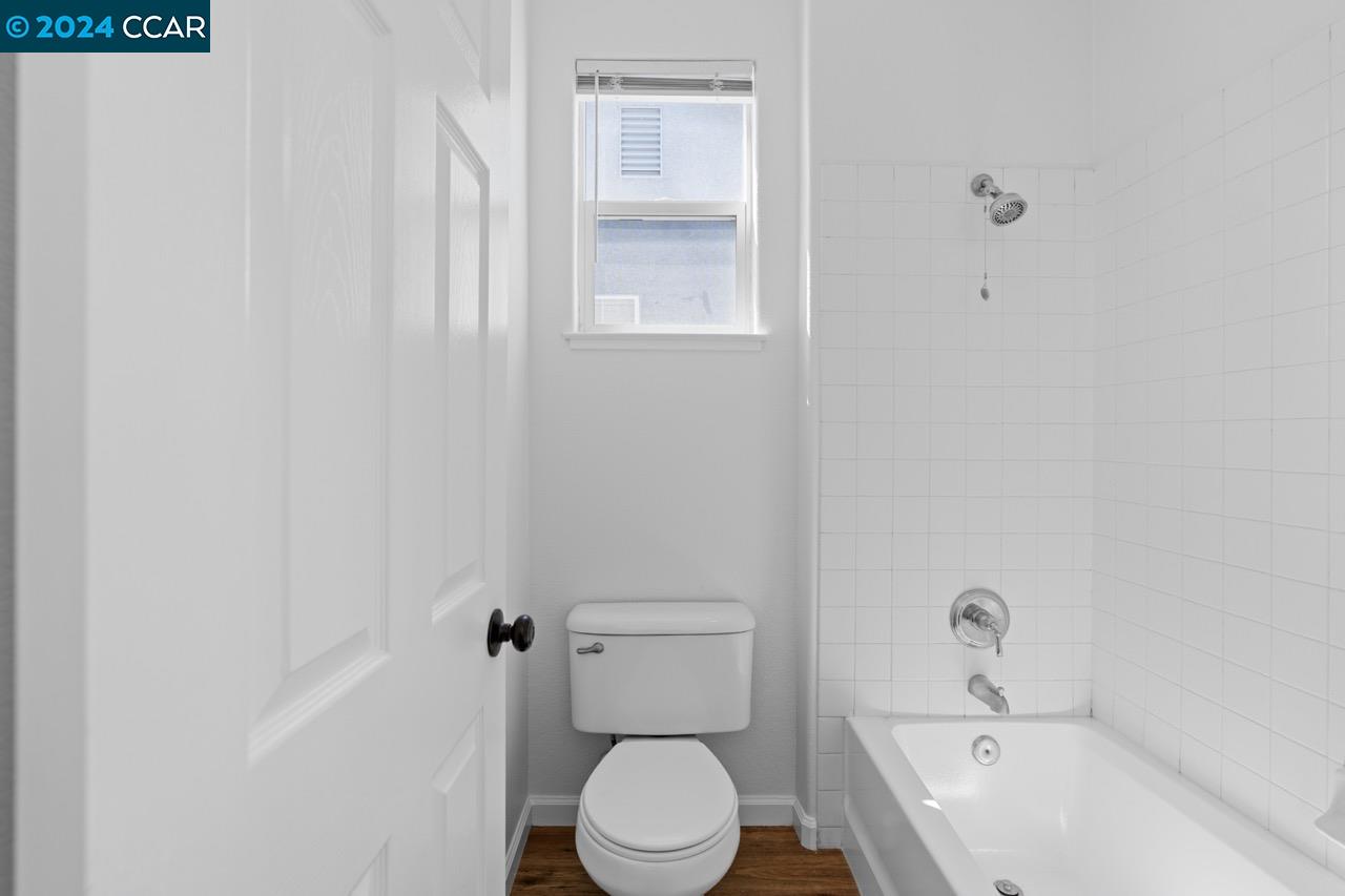 1046 Bending Willow Way